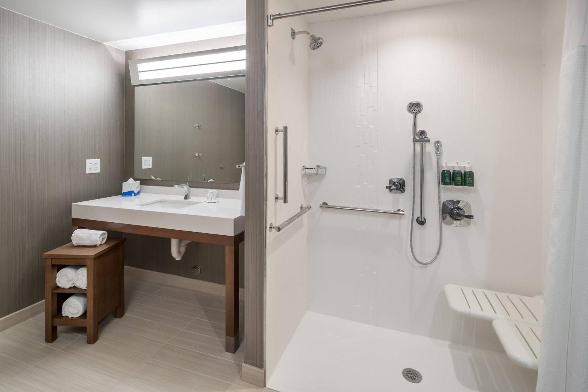 Hotel Courtyard By Marriott
