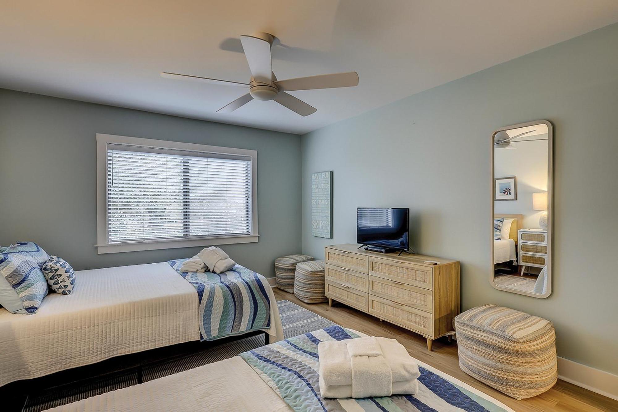 2365 Racquet Club 2 Bedroom 2 Ba Sea Pines Near Harbourtown Free Tennis And Pool Hilton Head Island