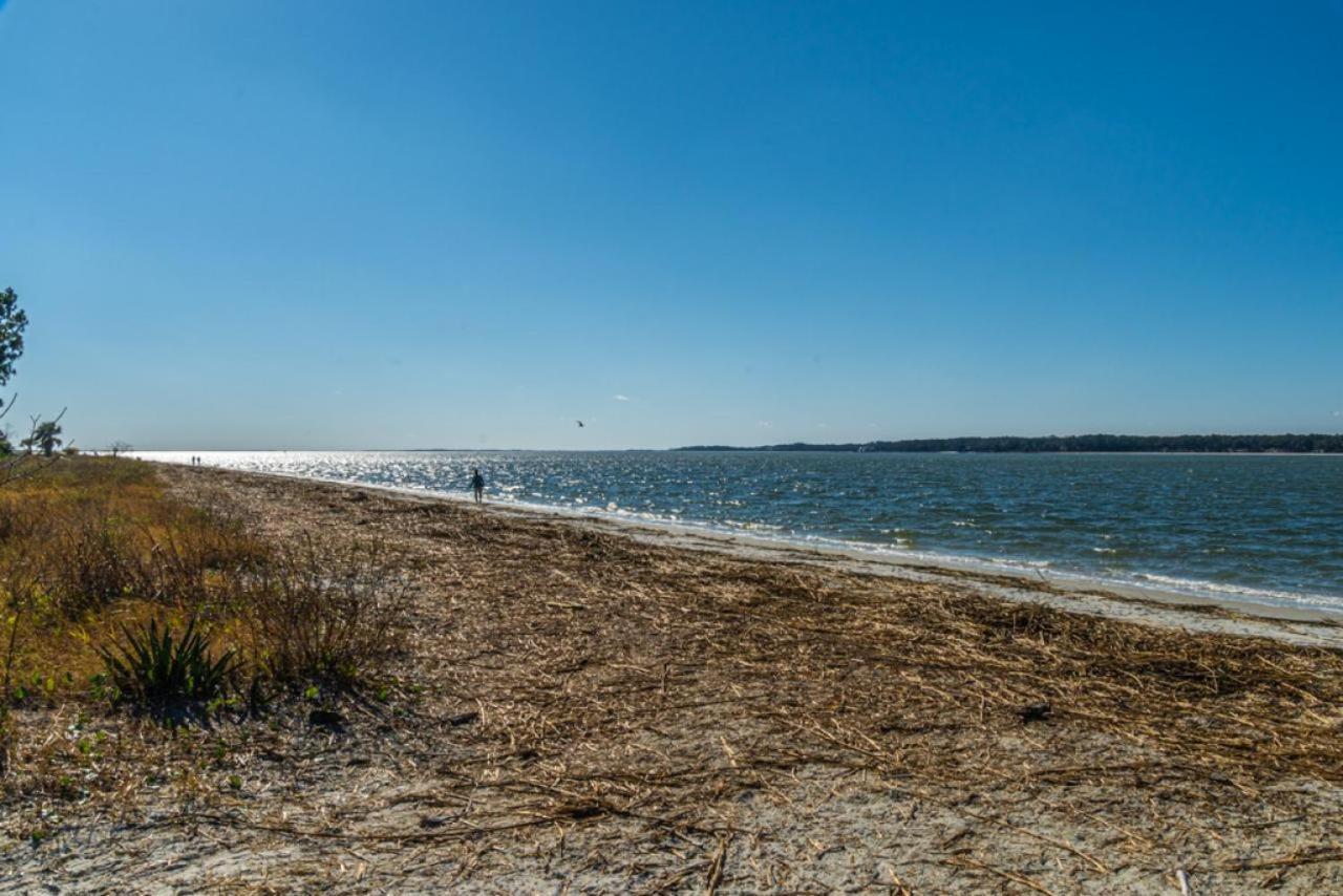 1762 Bluff Modern Updated Water Views Sleeps 8 Sea Pines
