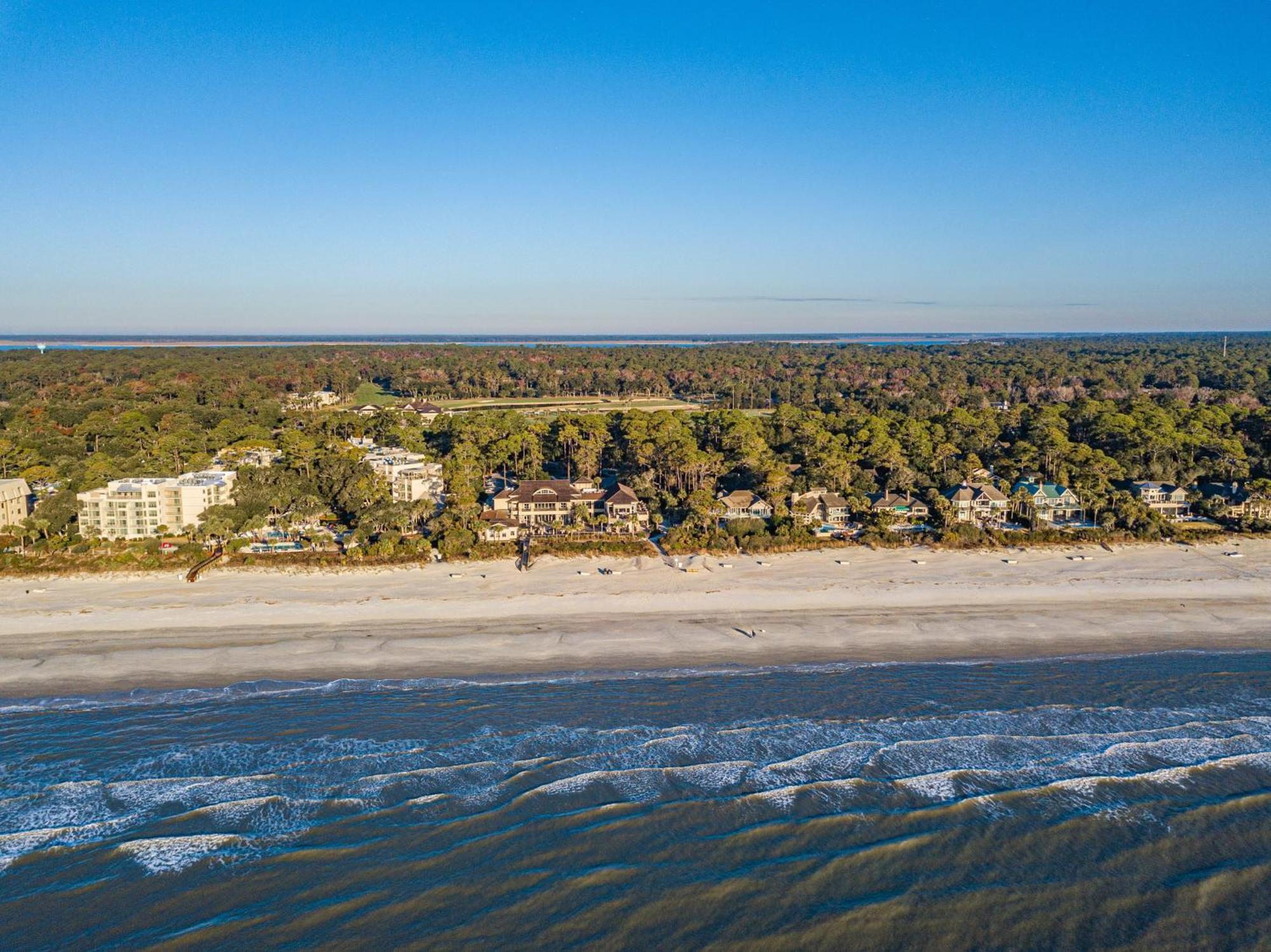 Holiday home 1762 Bluff Modern Updated Water Views Sleeps 8 Sea Pines Hilton Head Island