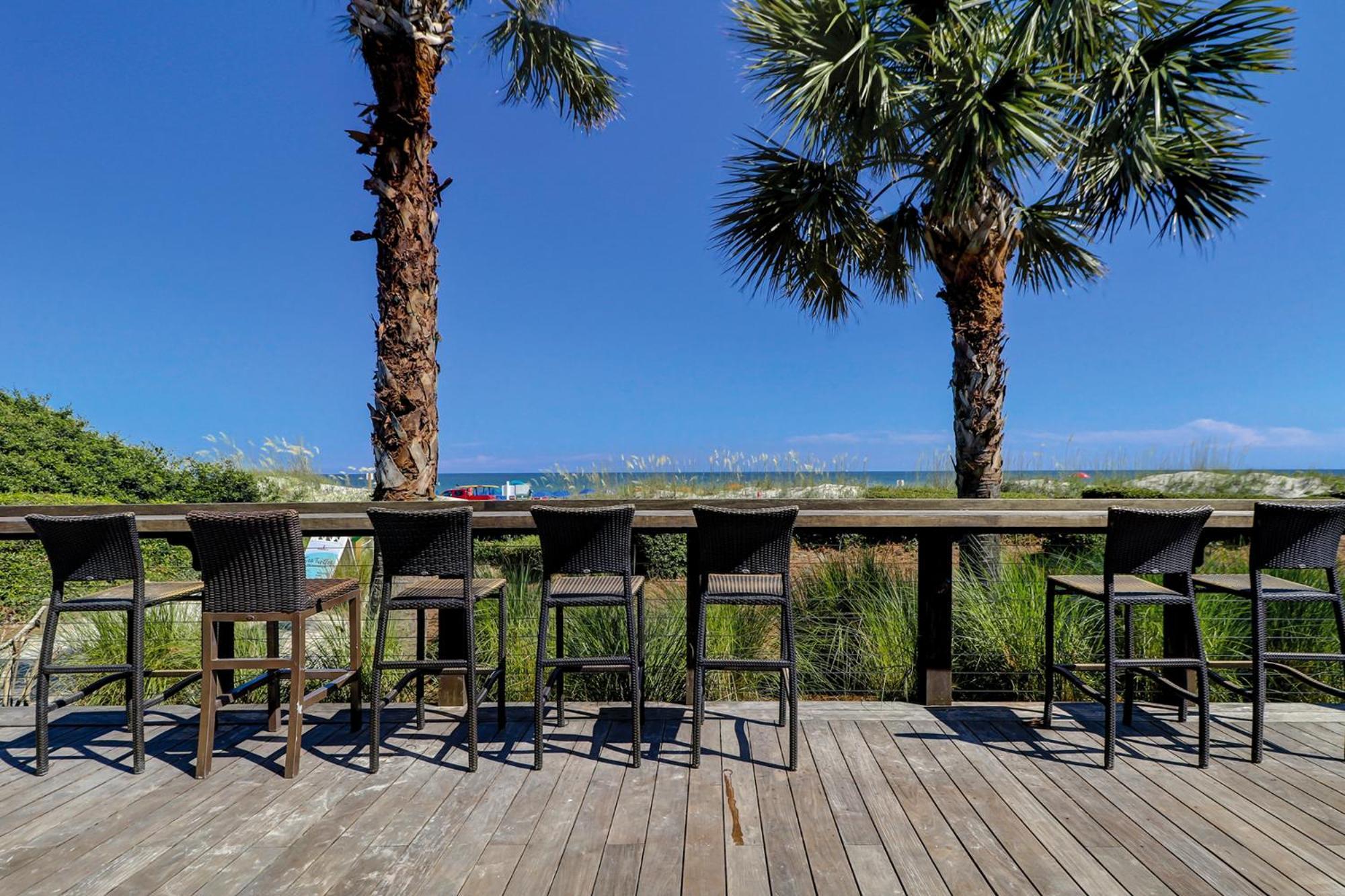 New Finishing Touches Added ! Walk To The Salty Dog South Sleeps 4 Sea Pines