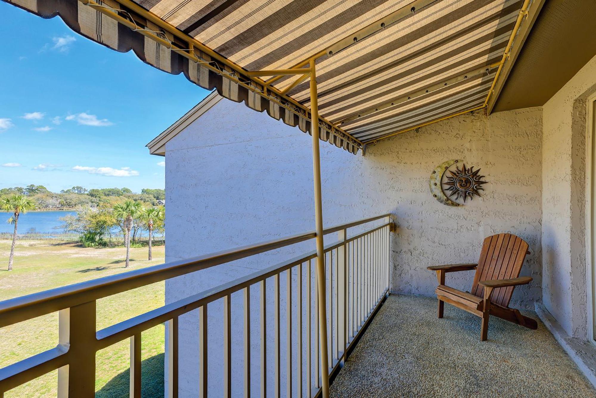 1762 Bluff Modern Updated Water Views Sleeps 8 Sea Pines Holiday home *