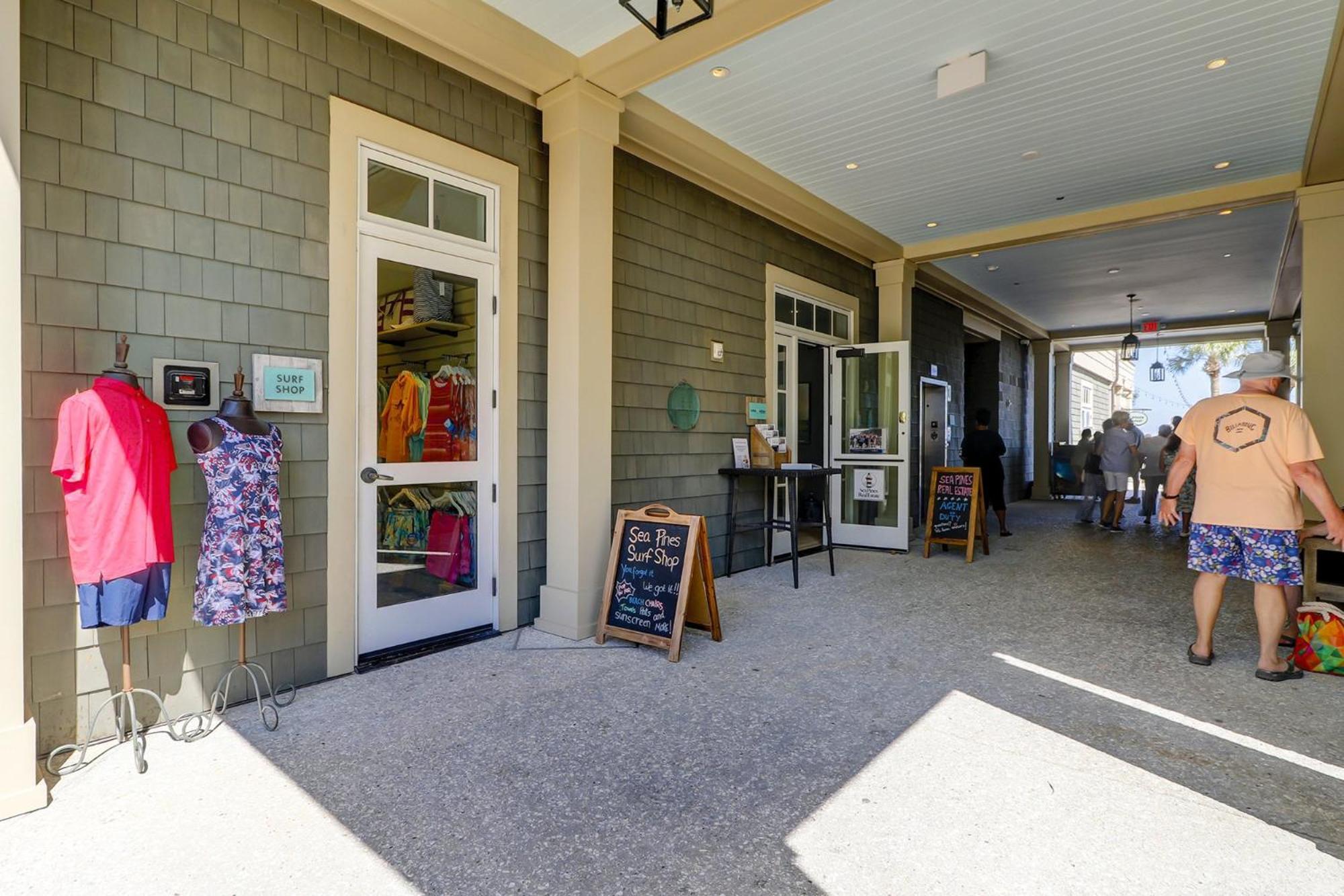 New Finishing Touches Added ! Walk To The Salty Dog South Sleeps 4 Sea Pines *