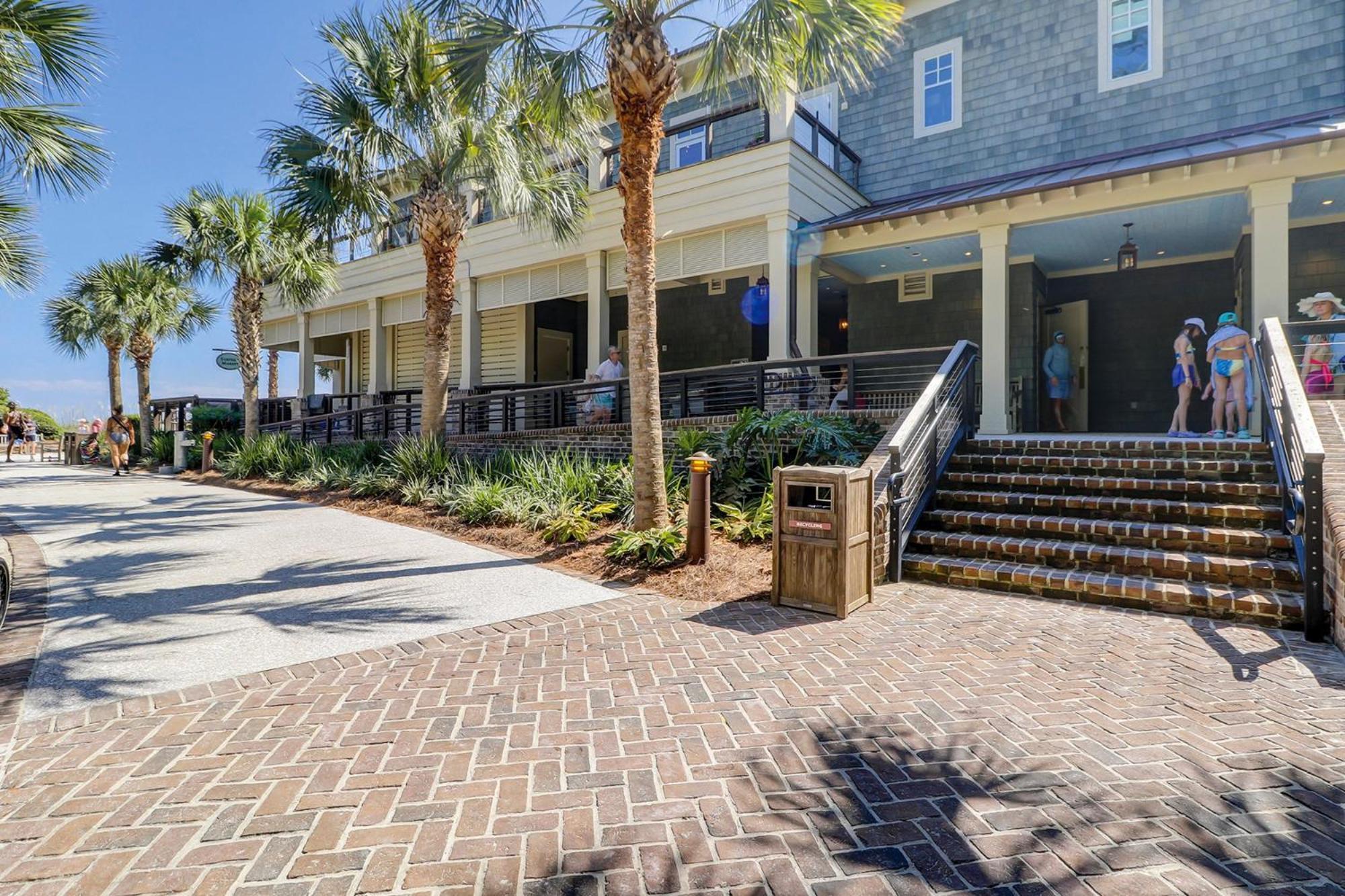 New Finishing Touches Added ! Walk To The Salty Dog South Sleeps 4 Sea Pines Hilton Head Island