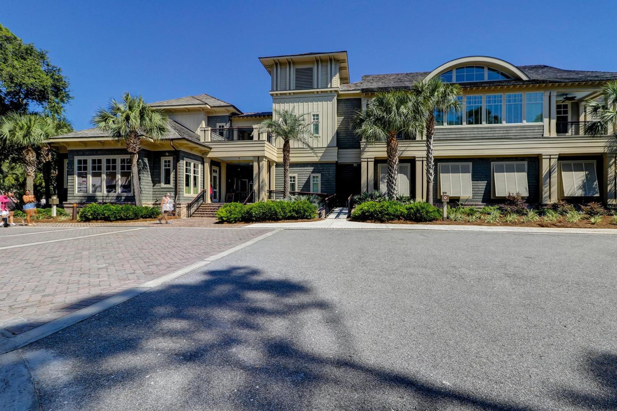 New Finishing Touches Added ! Walk To The Salty Dog South Sleeps 4 Sea Pines Holiday home