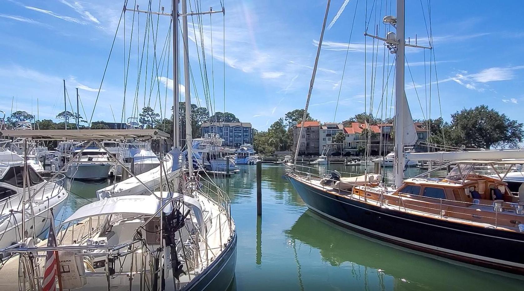 New Finishing Touches Added ! Walk To The Salty Dog South Sleeps 4 Sea Pines Holiday home *