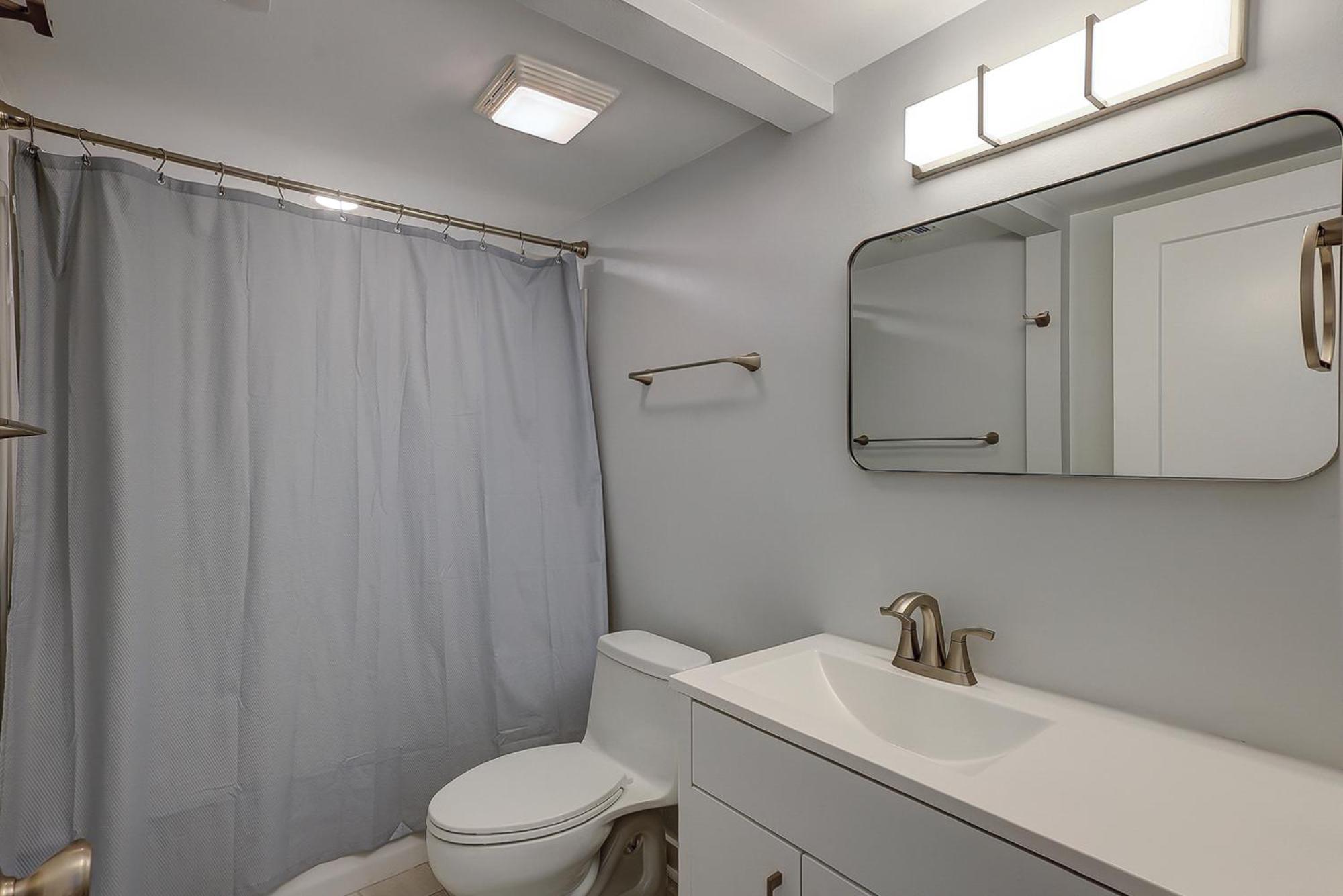 Holiday home 1762 Bluff Modern Updated Water Views Sleeps 8 Sea Pines