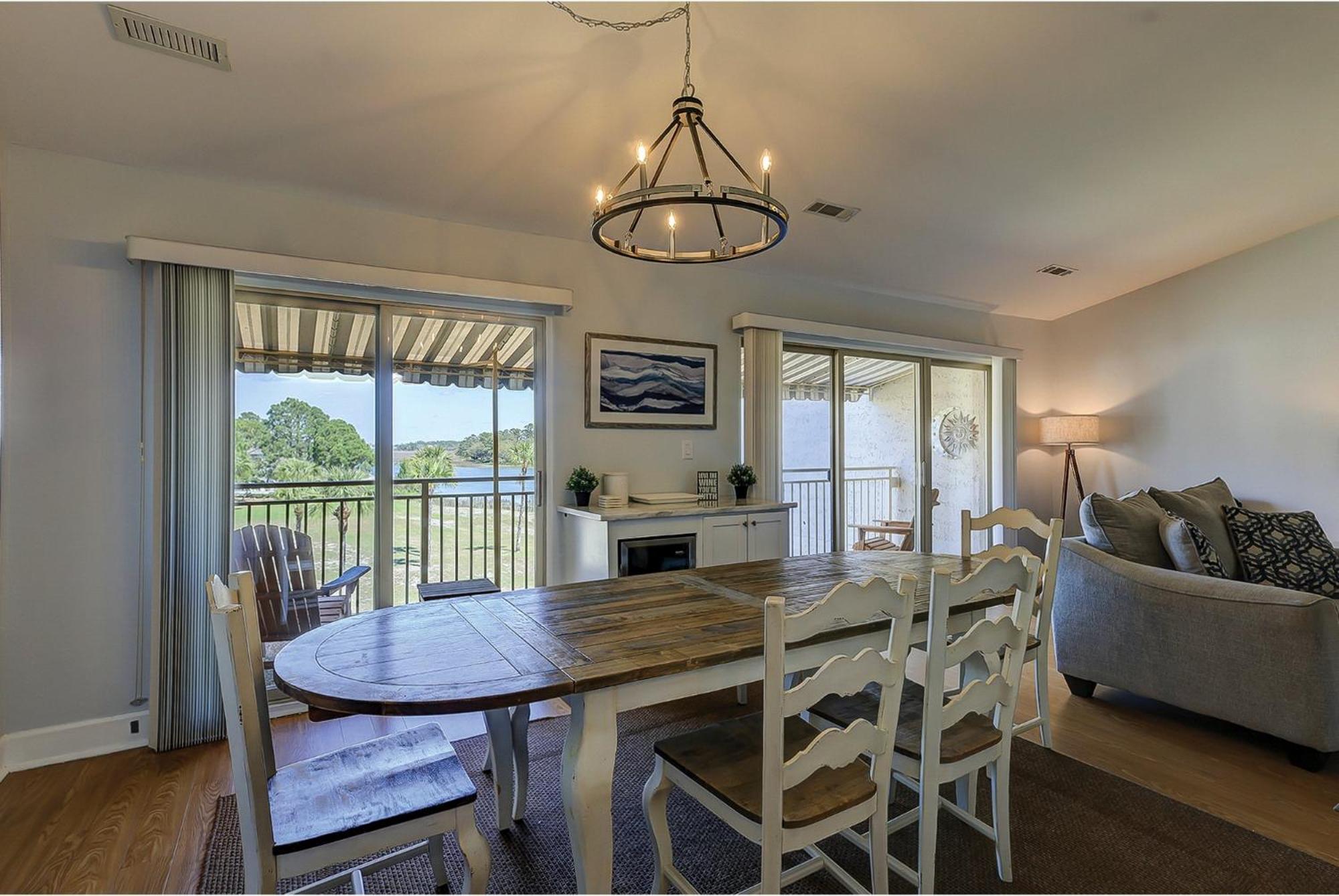 1762 Bluff Modern Updated Water Views Sleeps 8 Sea Pines Holiday home