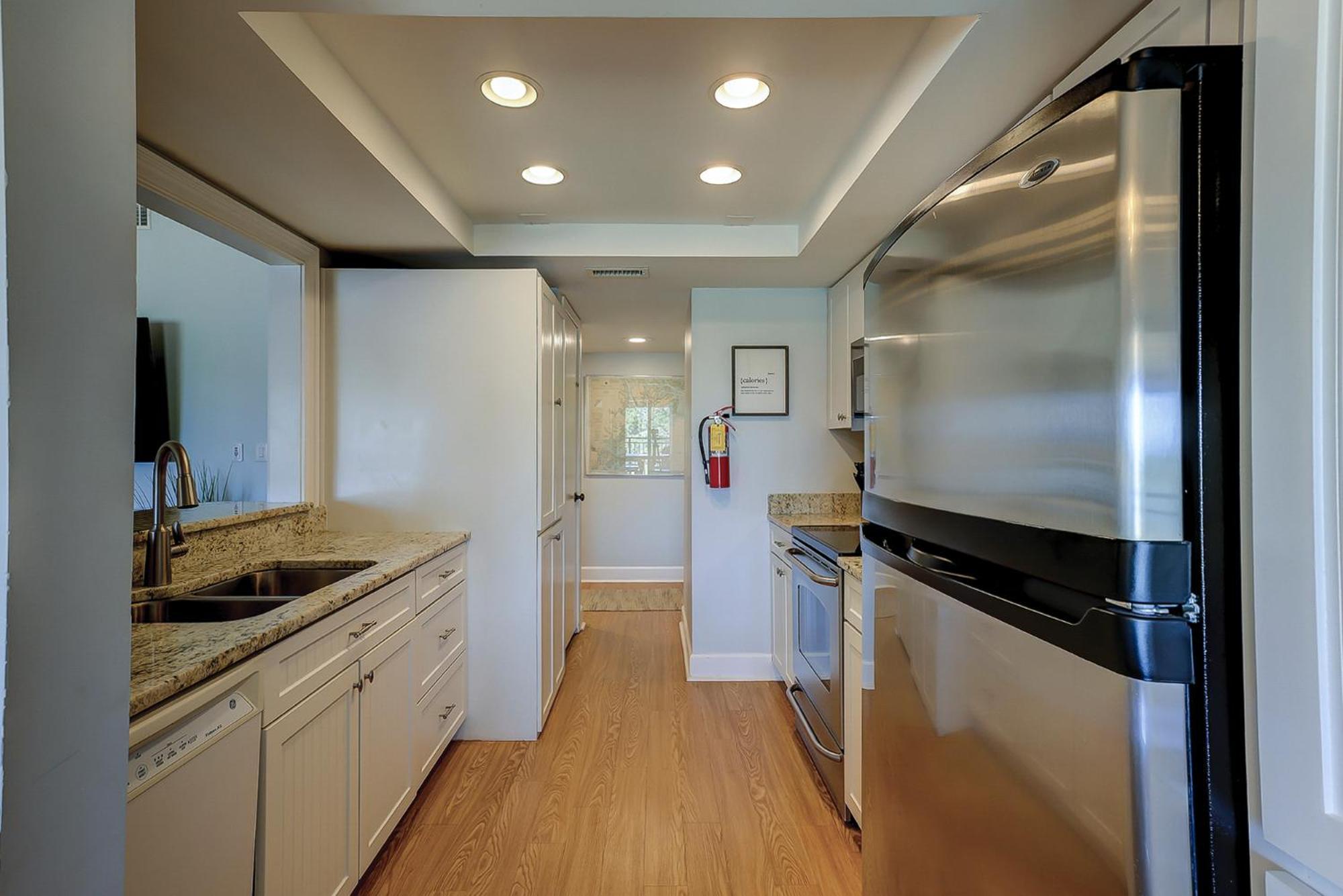 1762 Bluff Modern Updated Water Views Sleeps 8 Sea Pines