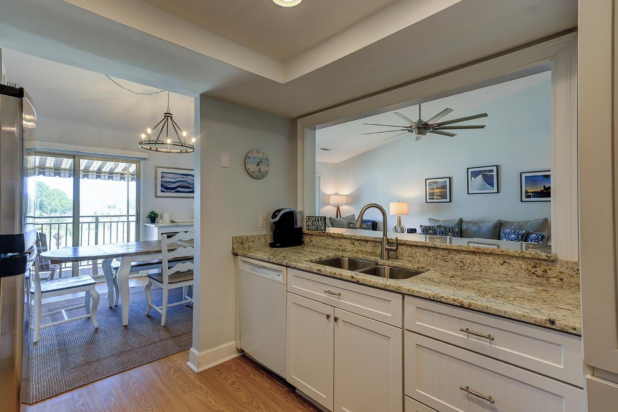 Holiday home 1762 Bluff Modern Updated Water Views Sleeps 8 Sea Pines *