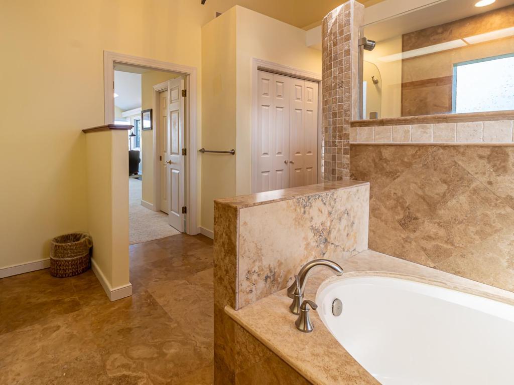 Luxe 6br Marsh Retreat With Pool & Stunning Views - 31 Hearthwood Dr Holiday home *
