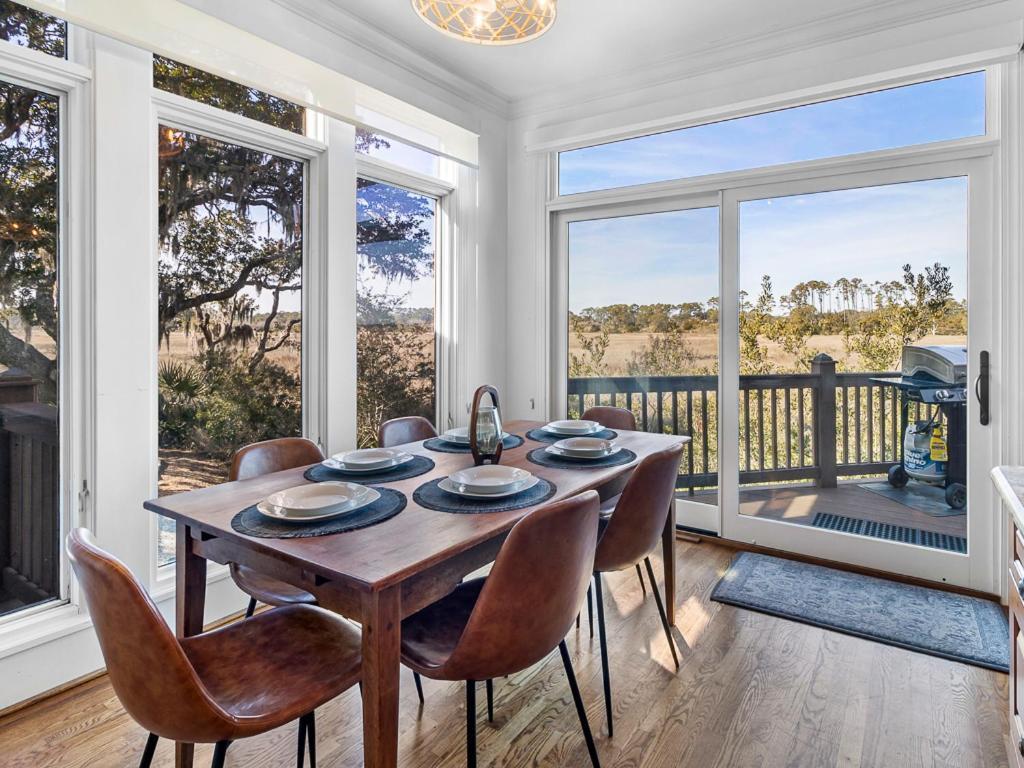 Holiday home Luxe 6br Marsh Retreat With Pool & Stunning Views - 31 Hearthwood Dr Hilton Head Island