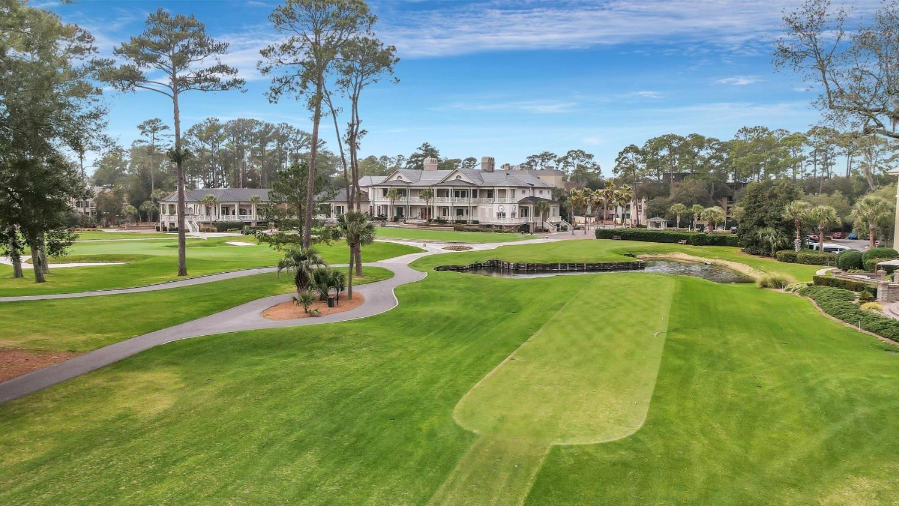 New Listing! Brand New Renovated Golf Course View Steps From Harbourtown Sea Pines Holiday home