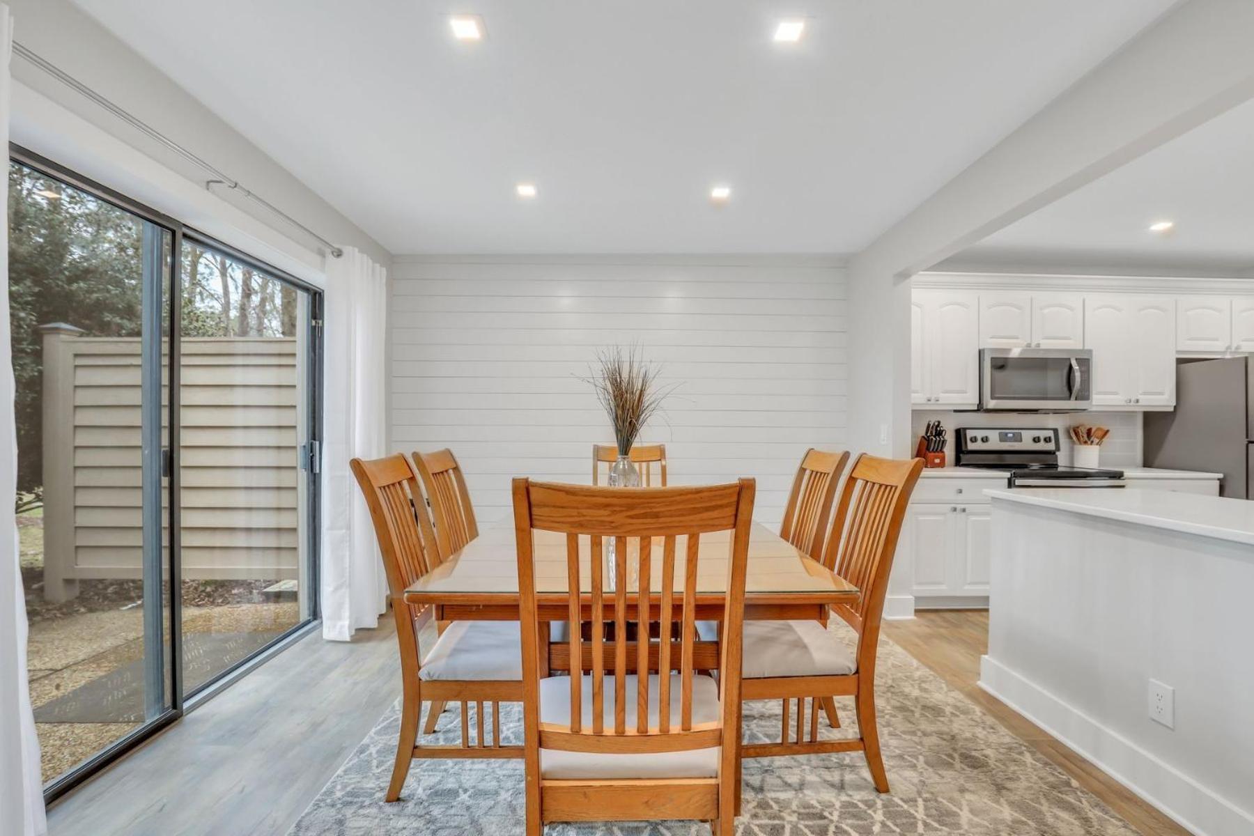 New Listing! Brand New Renovated Golf Course View Steps From Harbourtown Sea Pines Holiday home Hilton Head Island
