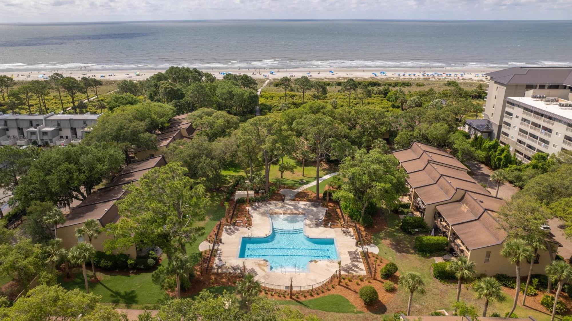 Hilton Head 16 *