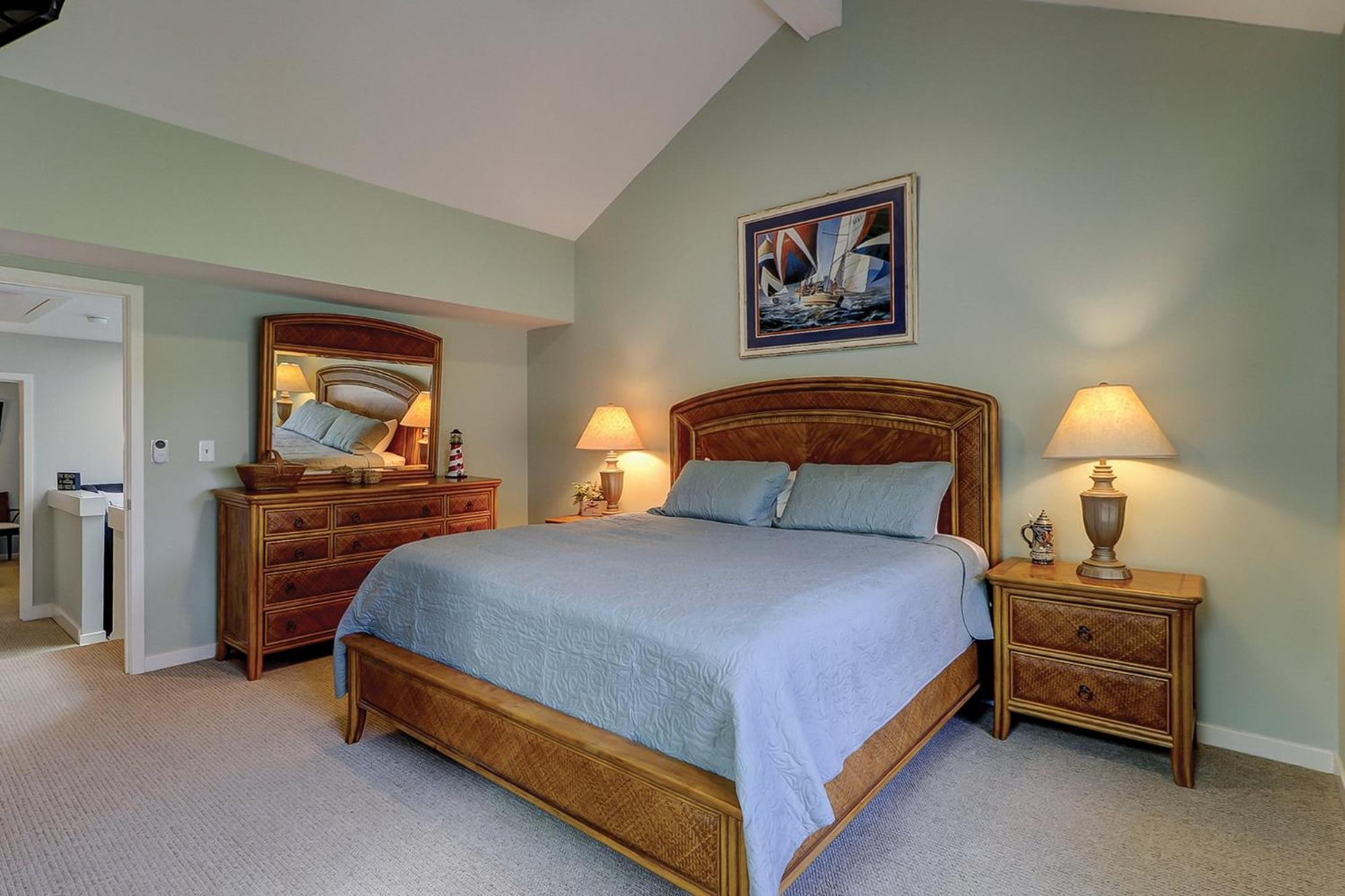 2549 Gleneagle Lane