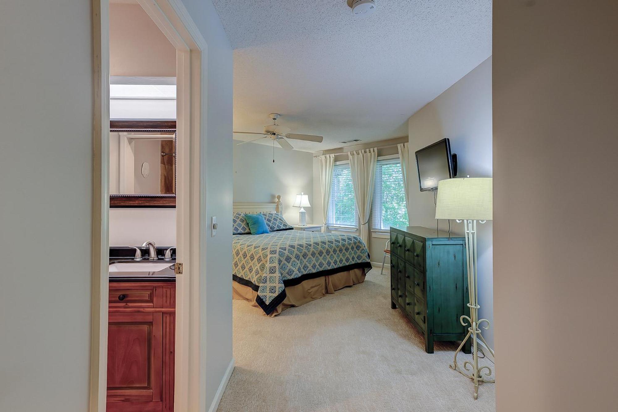 202 Colonnade Club * Hilton Head Island
