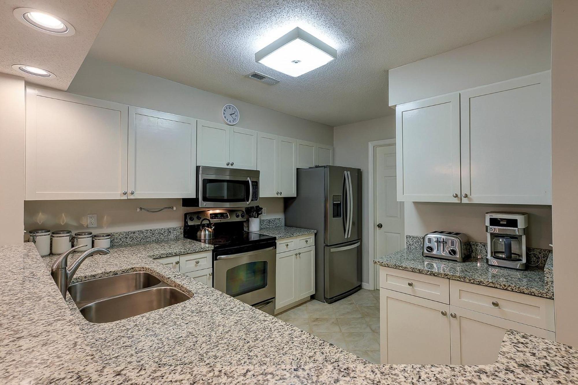 202 Colonnade Club Holiday home