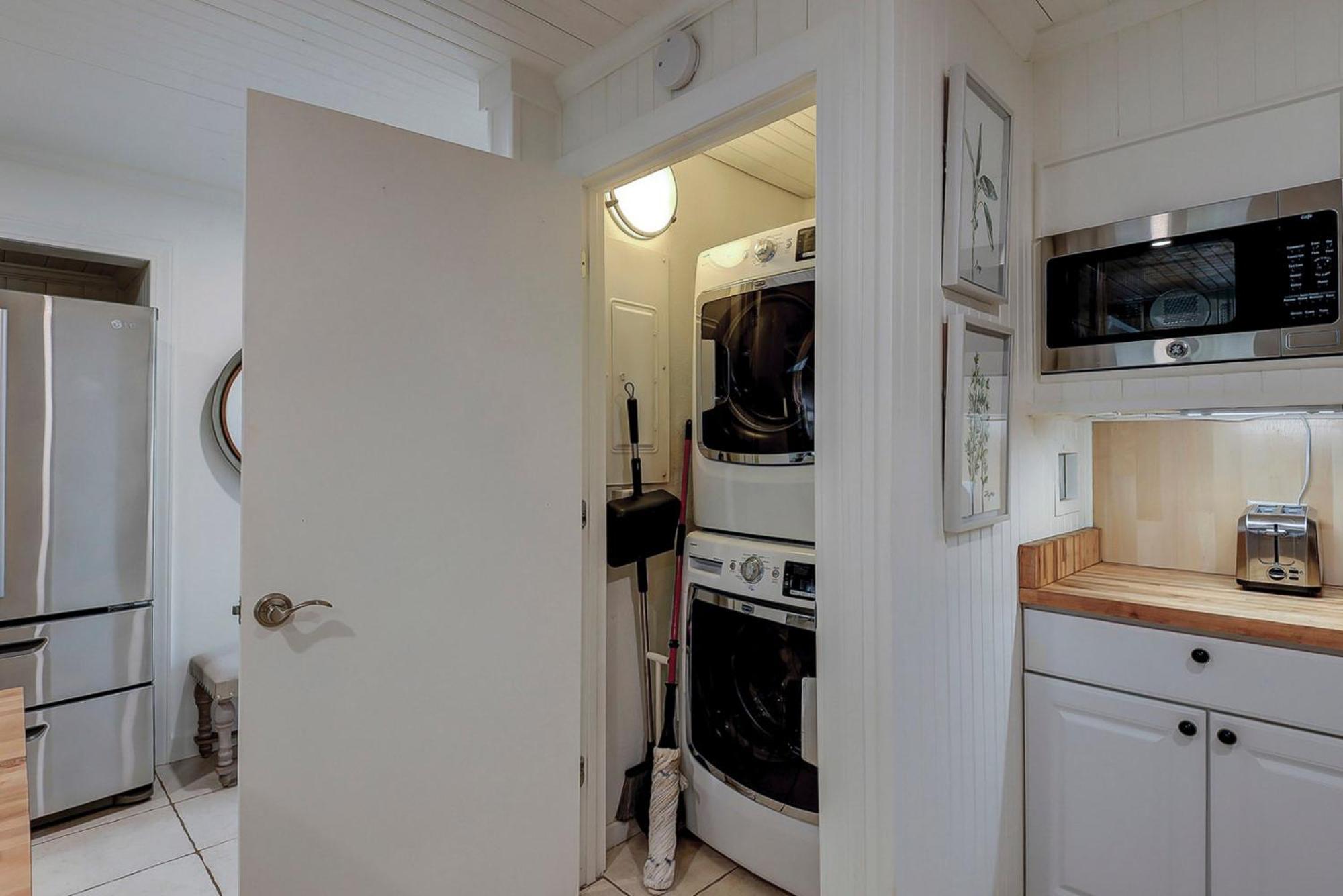 732 Queens Grant