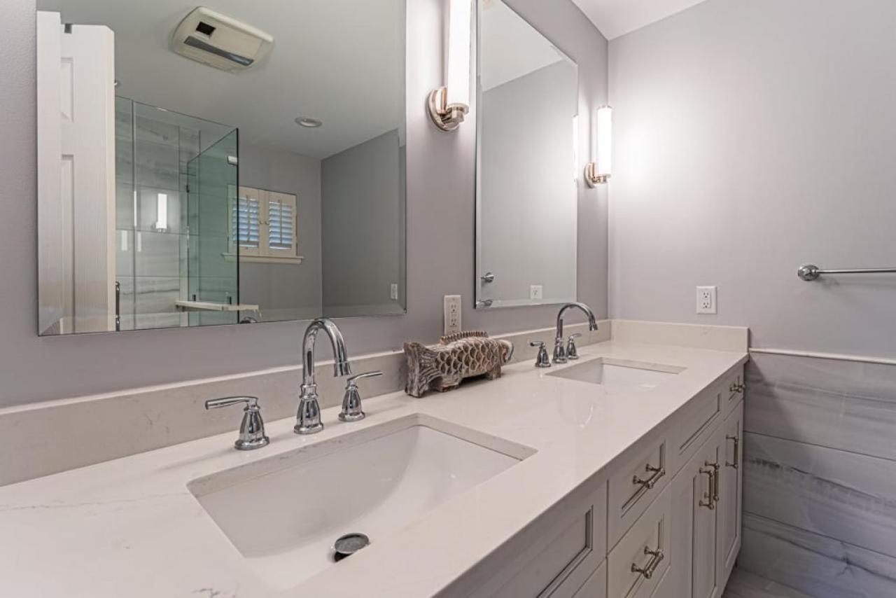 253 Greenwood New Renovations Private Pool Golf Views Sleeps 10 Sea Pines Holiday home *
