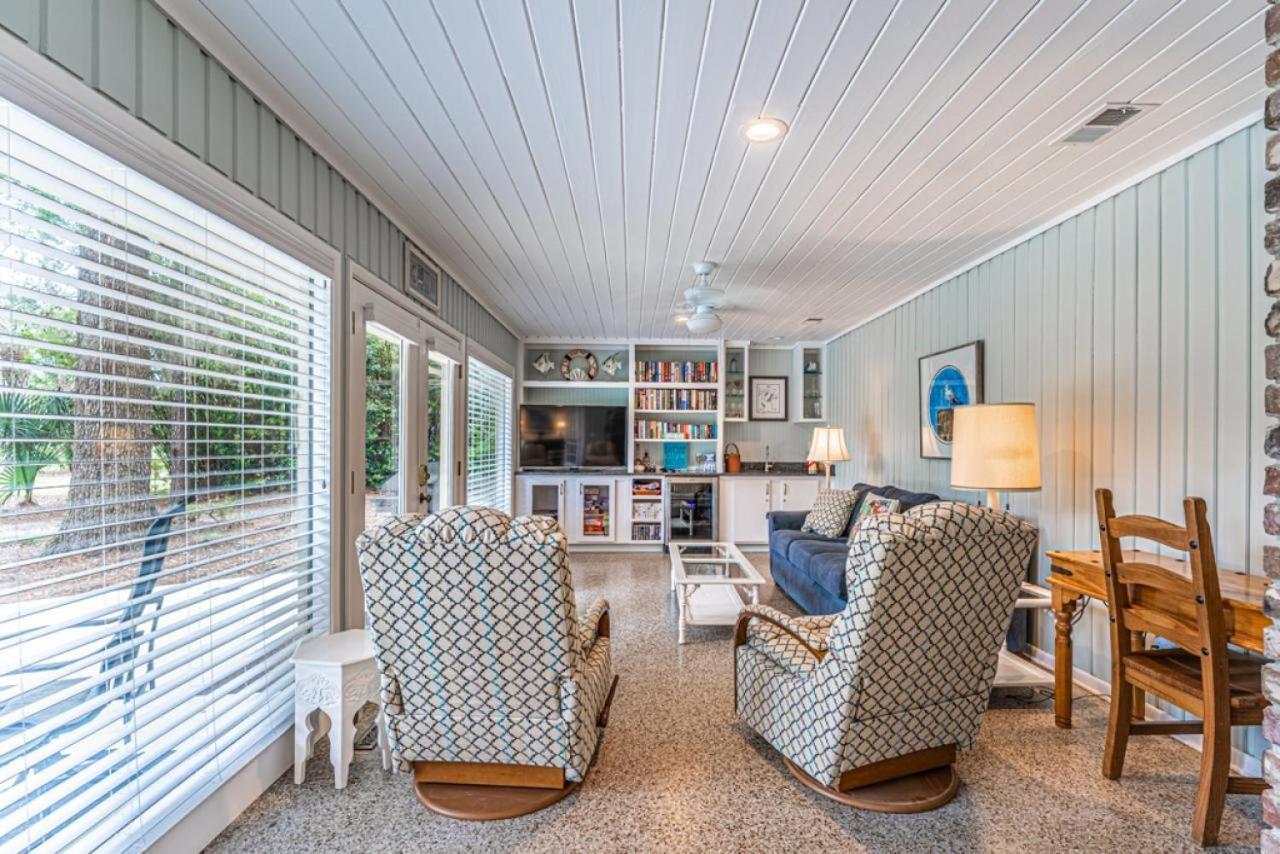 253 Greenwood New Renovations Private Pool Golf Views Sleeps 10 Sea Pines Holiday home Hilton Head Island