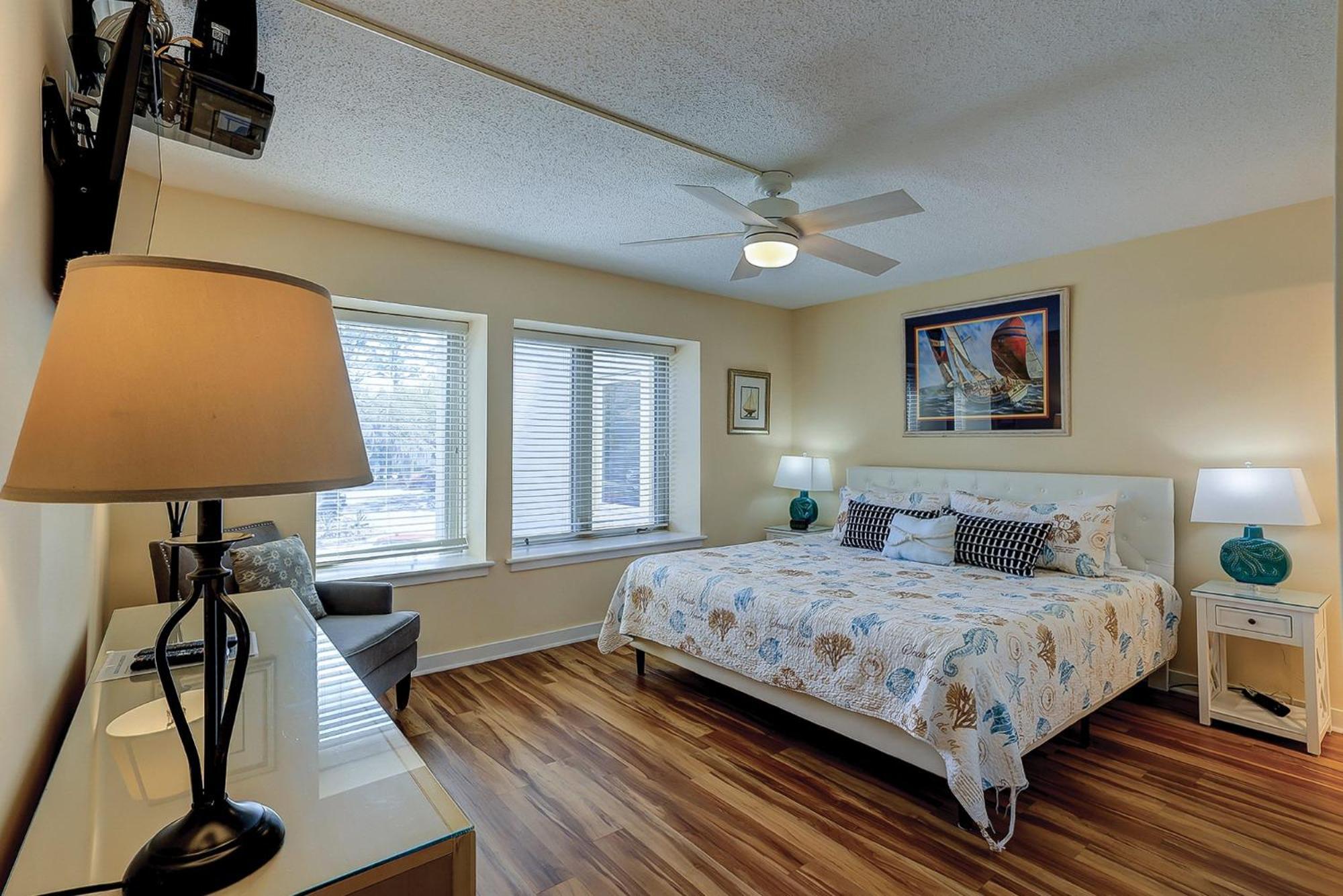 1686 Bluff Renovated Sleeps 8 Walk To Salty Dog Sea Pines Holiday home Hilton Head Island