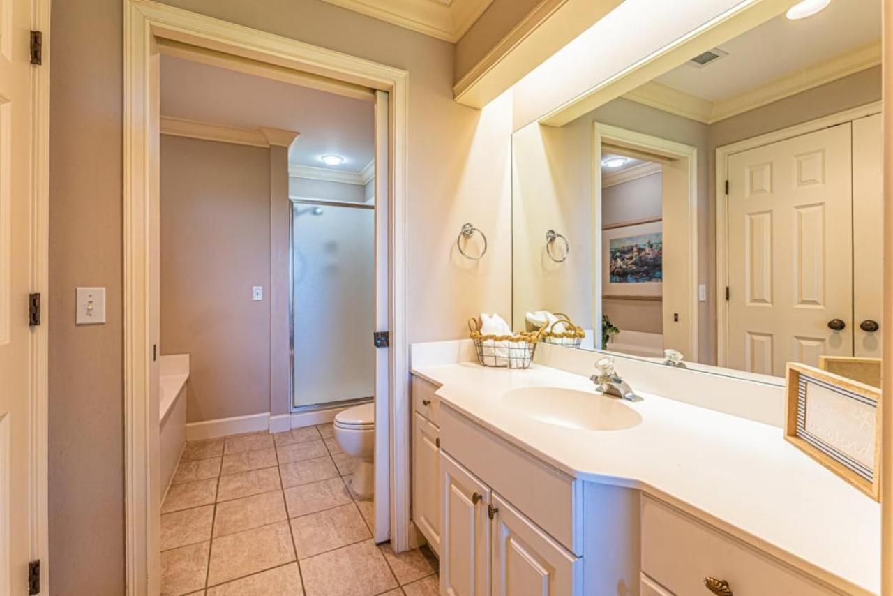 507 North Shore Walk To Steps From Restaurants And Shops Sleeps 6 North Forest *