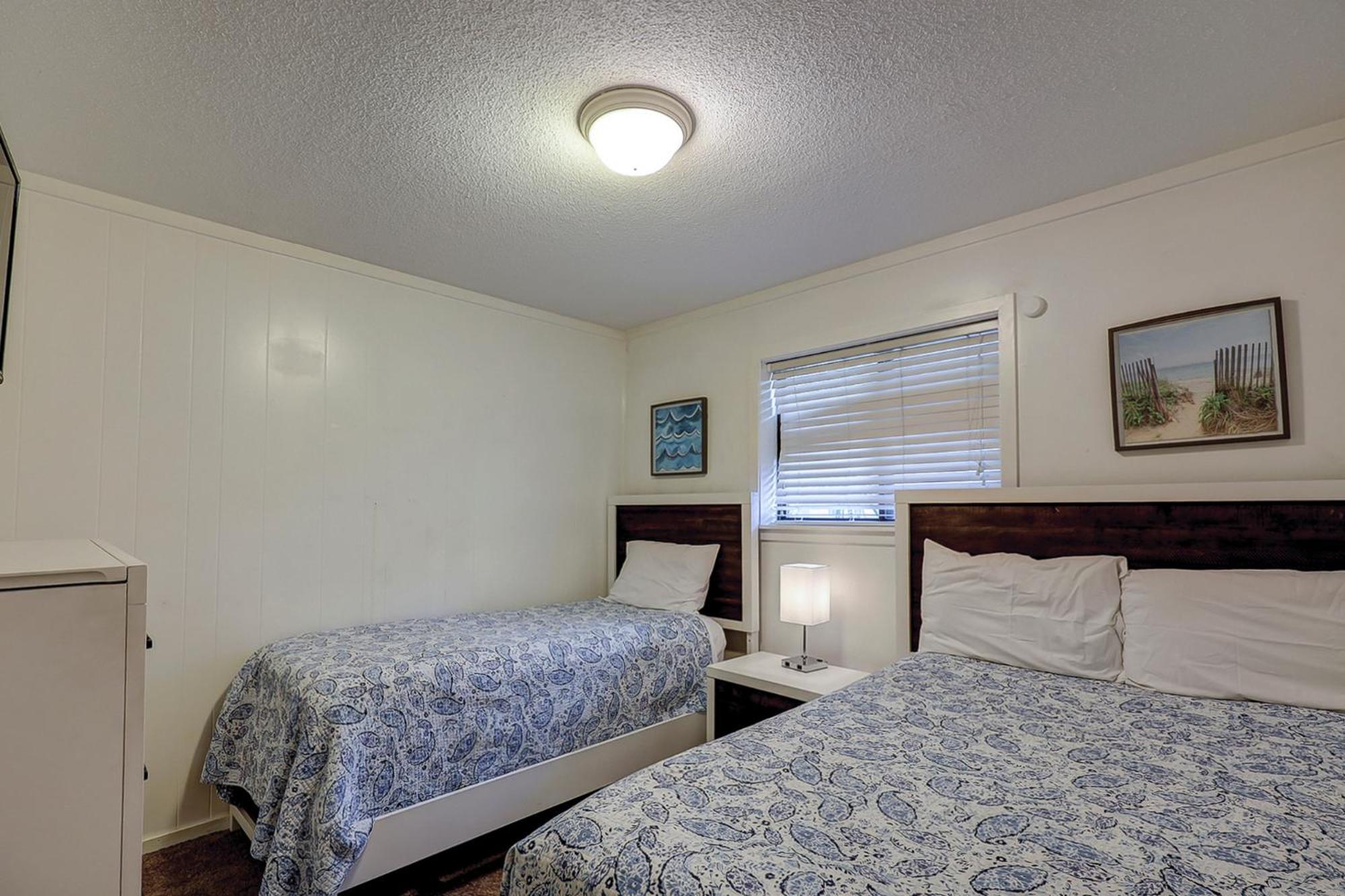 Ocean Views 2 Bedroom Queen Double Twin Sleeper Sofa 3 Pools Free Tennis Easy Access Holiday home *