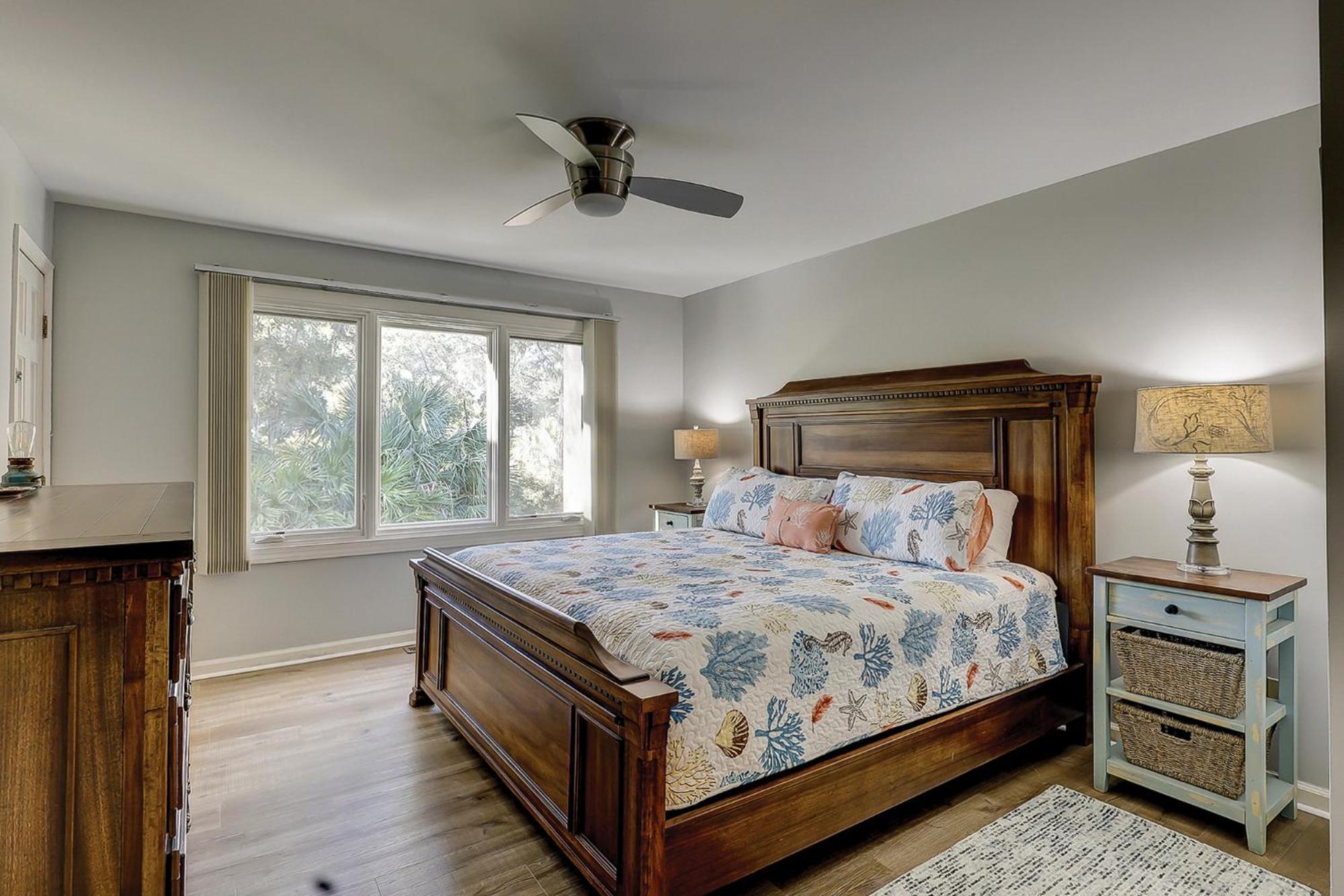 153 Colonnade 2 Bedroom Golf Shipyard *