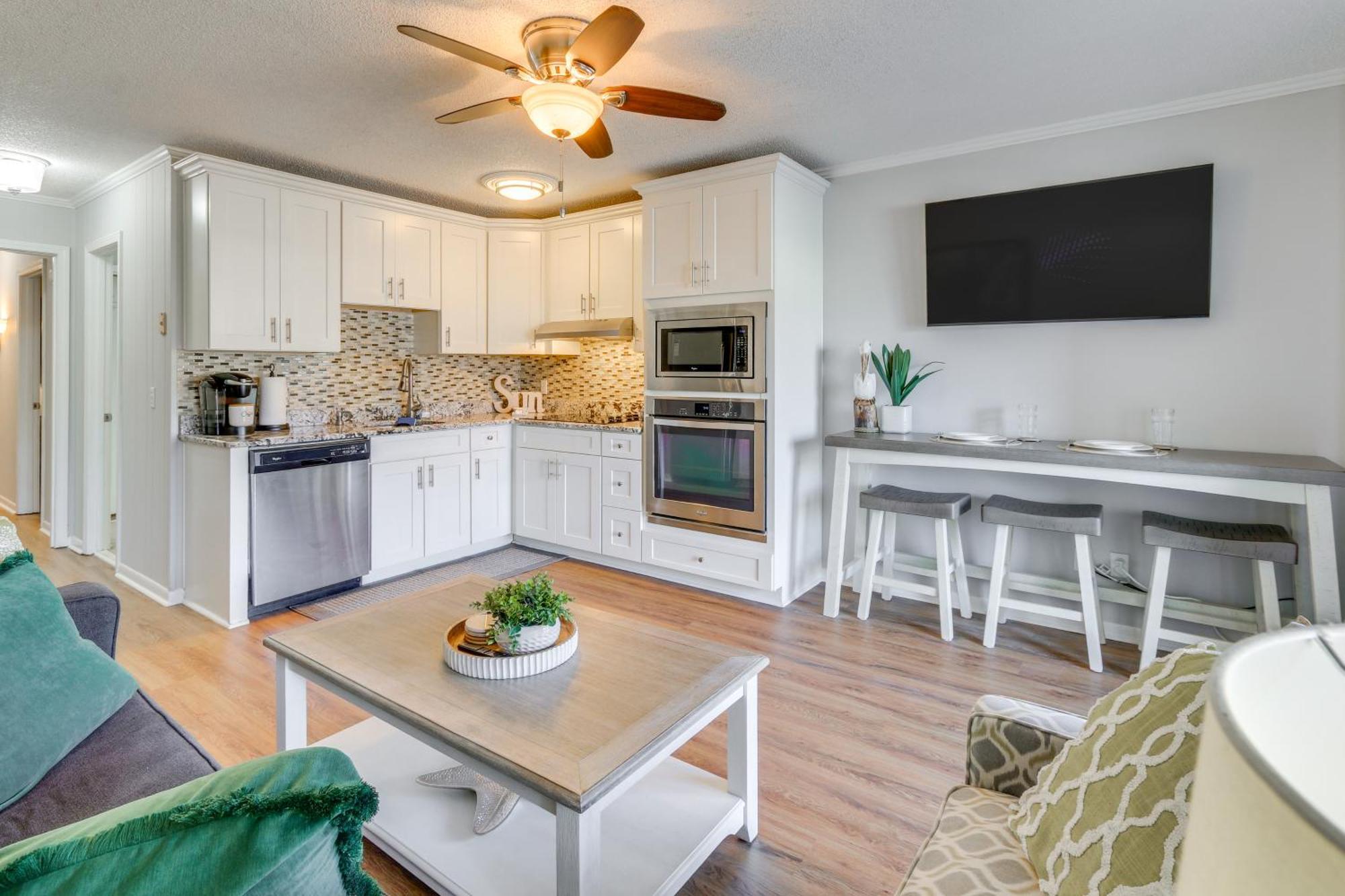 Hilton Head Pool Bar And Access Apartment *