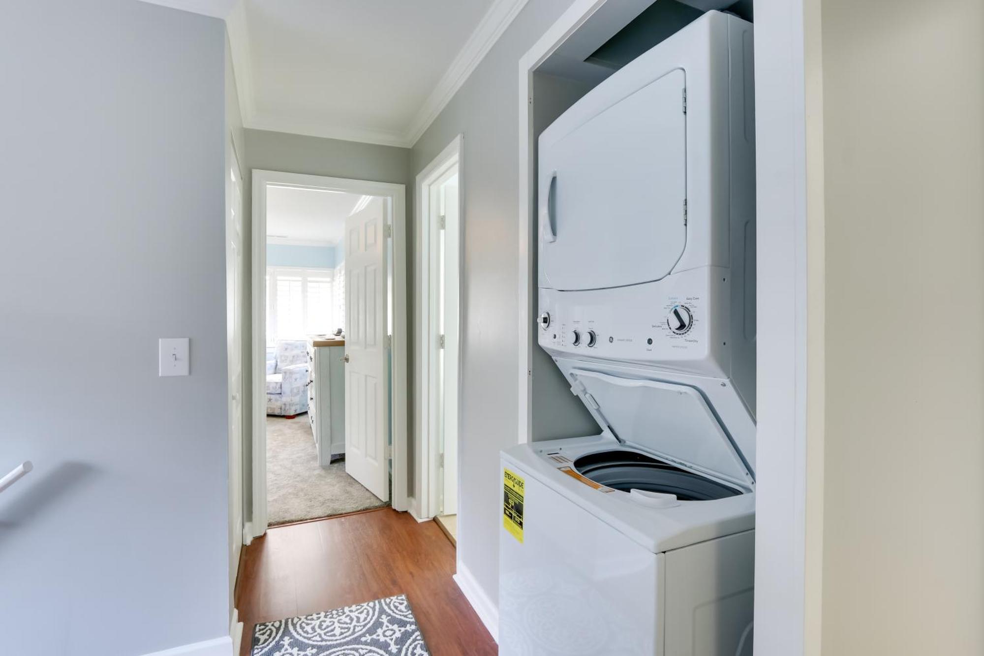 Updated Townhome With Decks! *