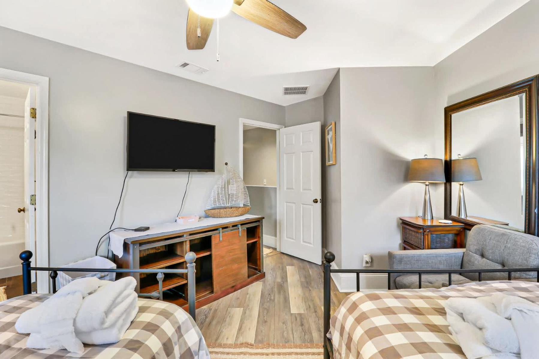 The Is Calling-this 3bd Is The Answer Hilton Head Island