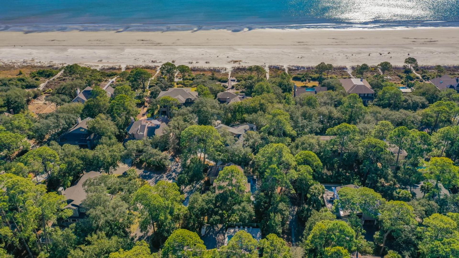Sea Pines Family Villa, Walk To Beach, Private Pool Andspa Holiday home