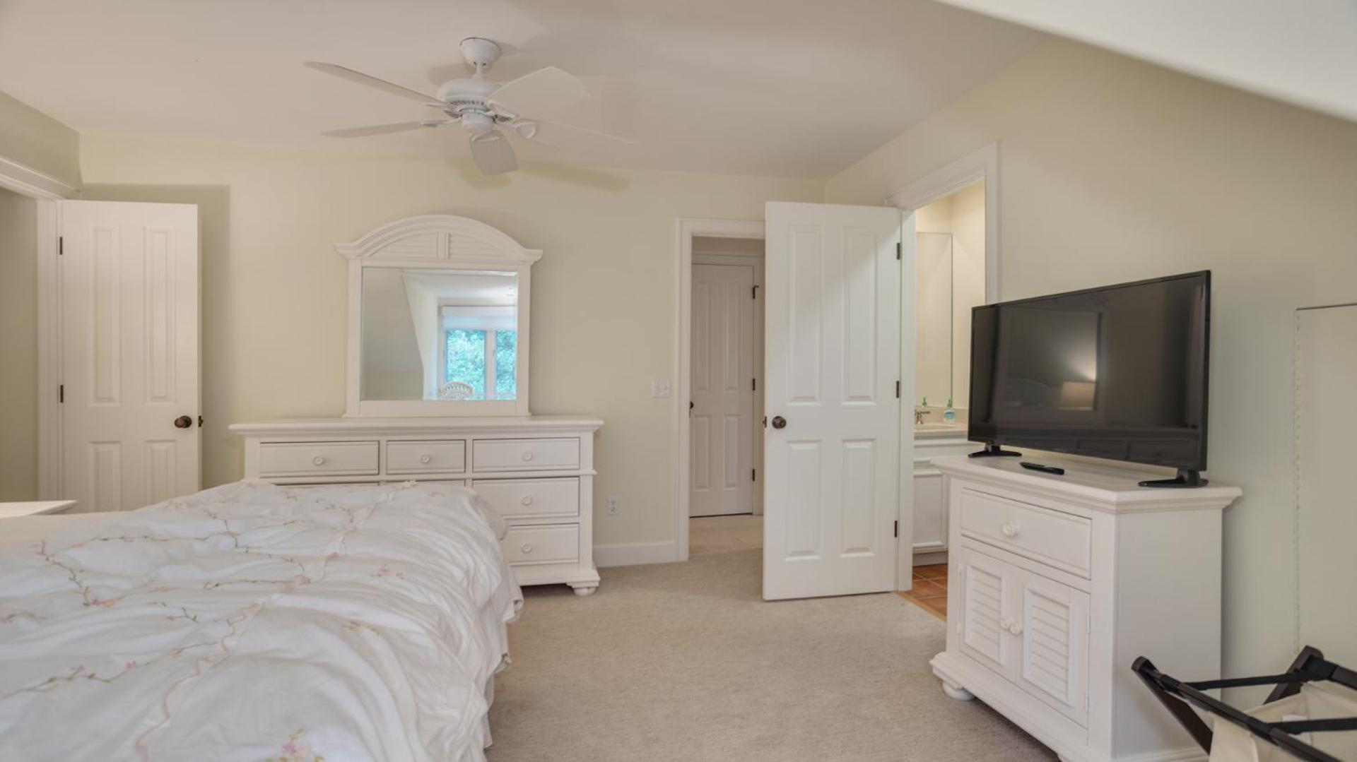 Sea Pines Family Villa, Walk To Beach, Private Pool Andspa *