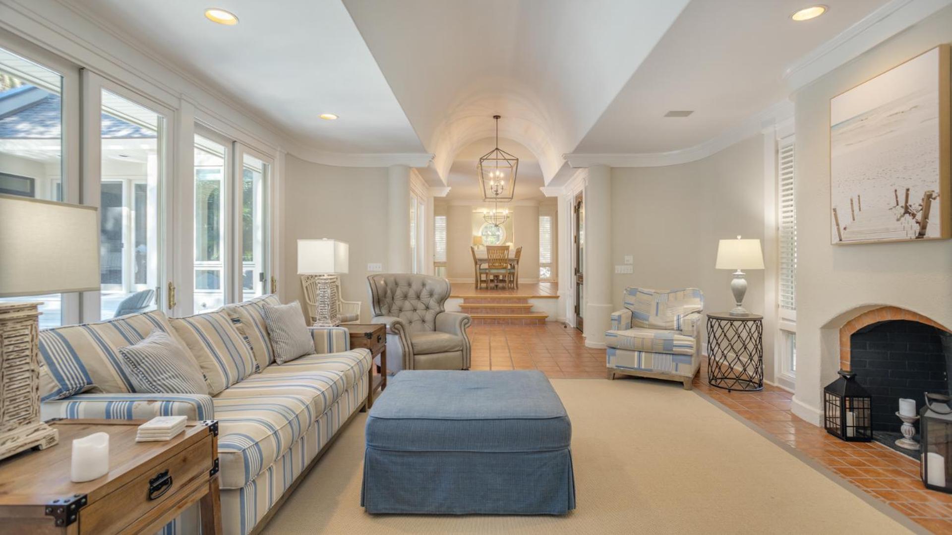 Sea Pines Family Villa, Walk To Beach, Private Pool Andspa Hilton Head Island