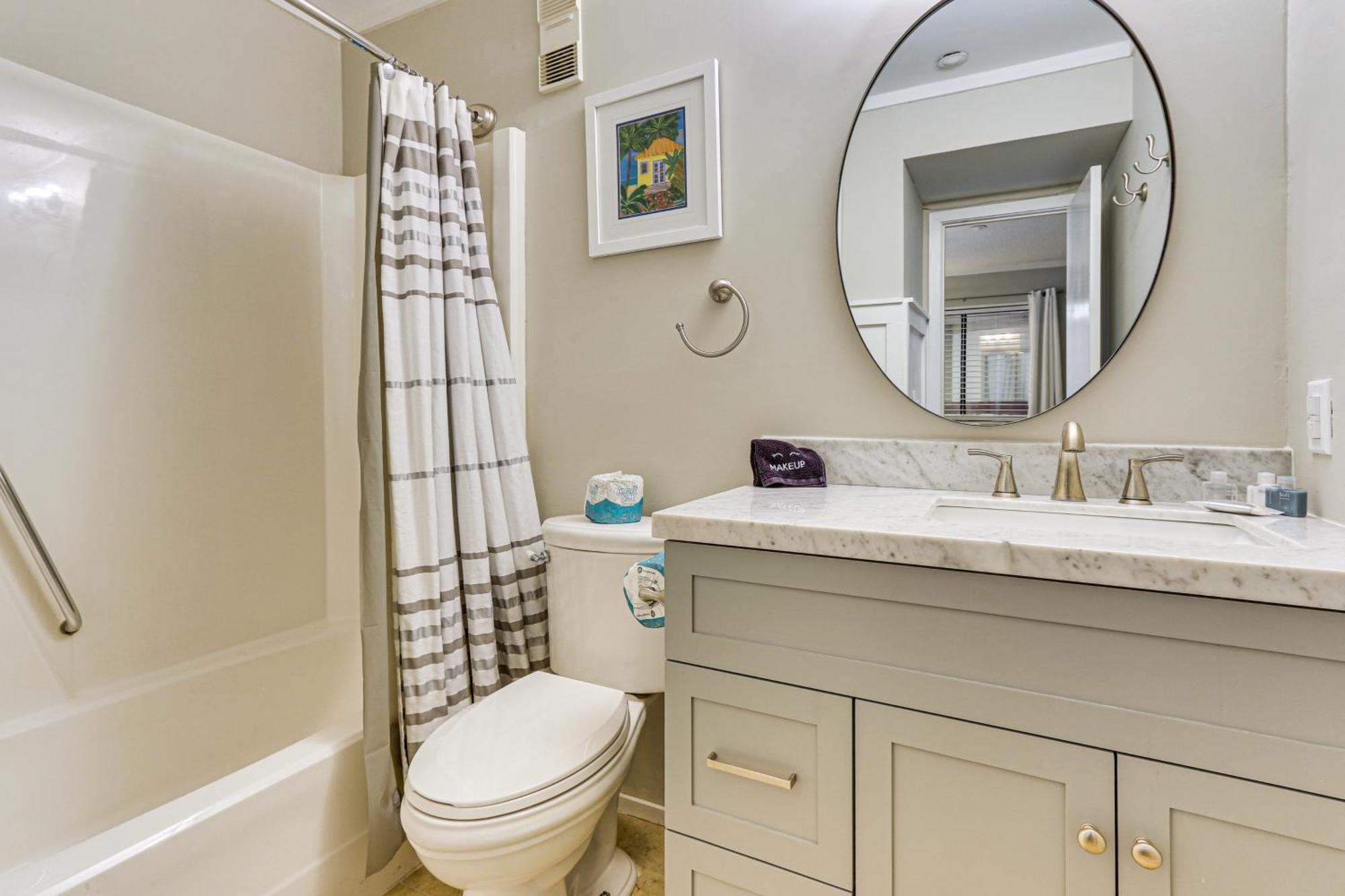 Pool Access Beachfront Hilton Head Apartment