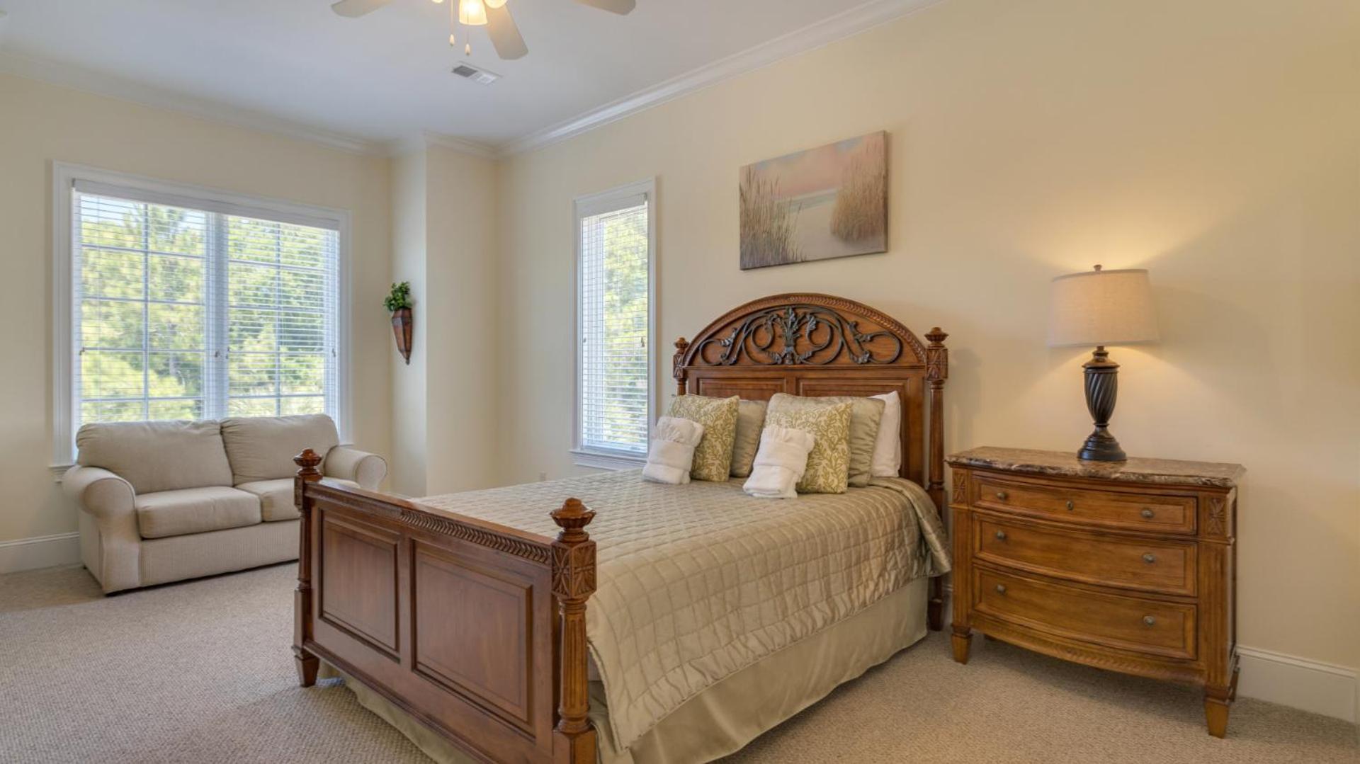 Luxury Family With Ocean Views, Pool, Wet Bar, Bbq Holiday home *