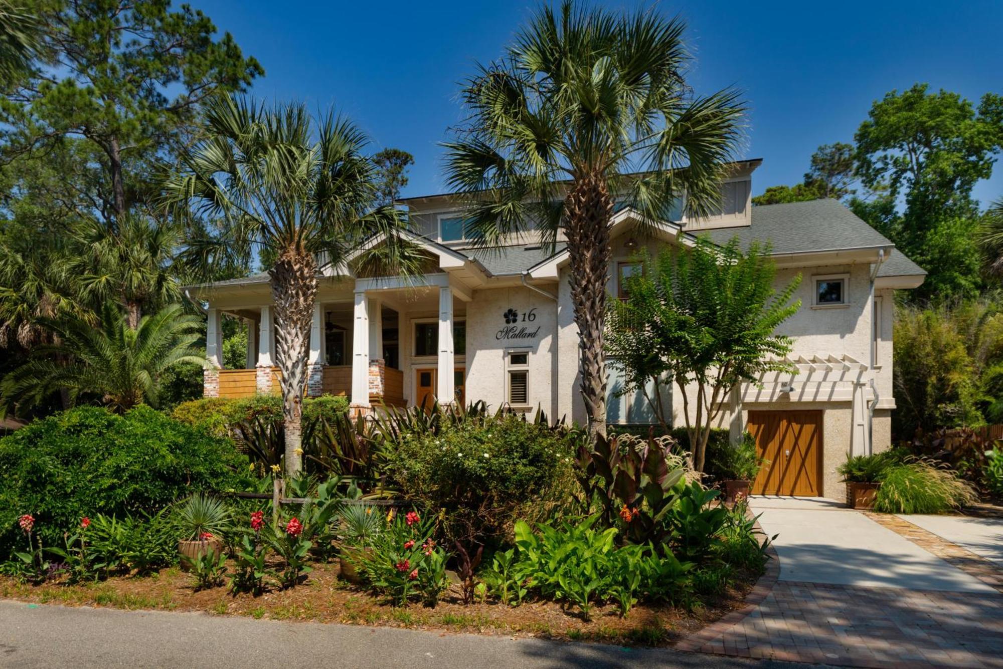 Holiday home Family Retreat With Backyard Oasis, Private Pool, Spa, Fireplace, Game Hilton Head Island