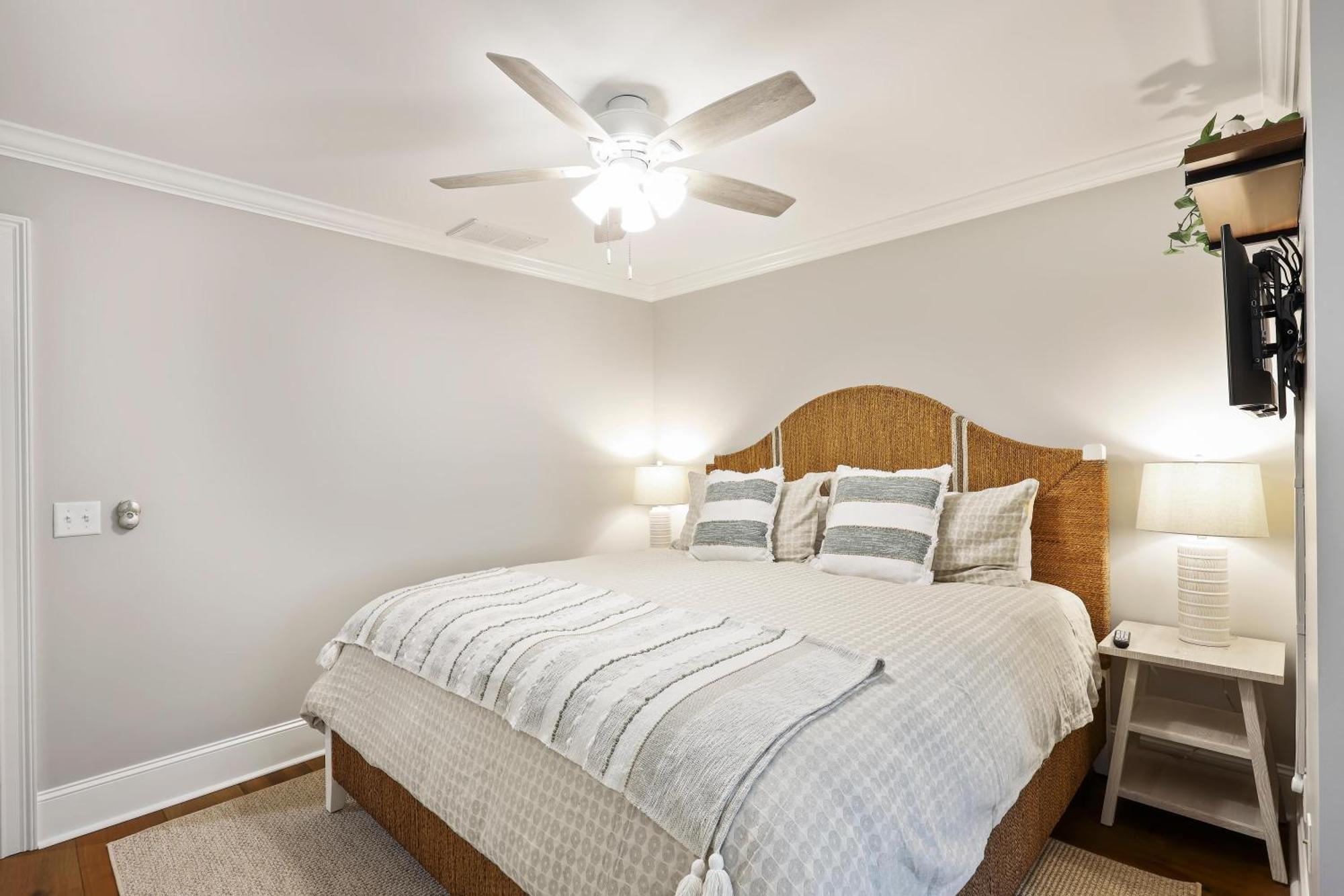 18 Willow Oak *