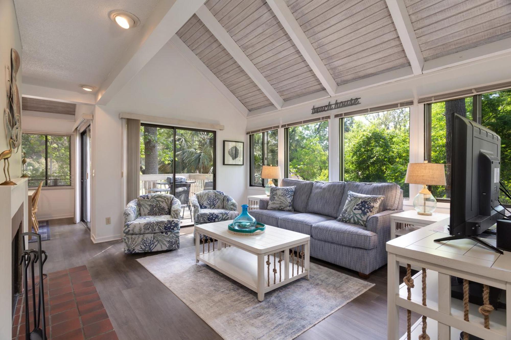 Holiday home Pet Friendly, Nature Preserve, Loft, Nh52 *