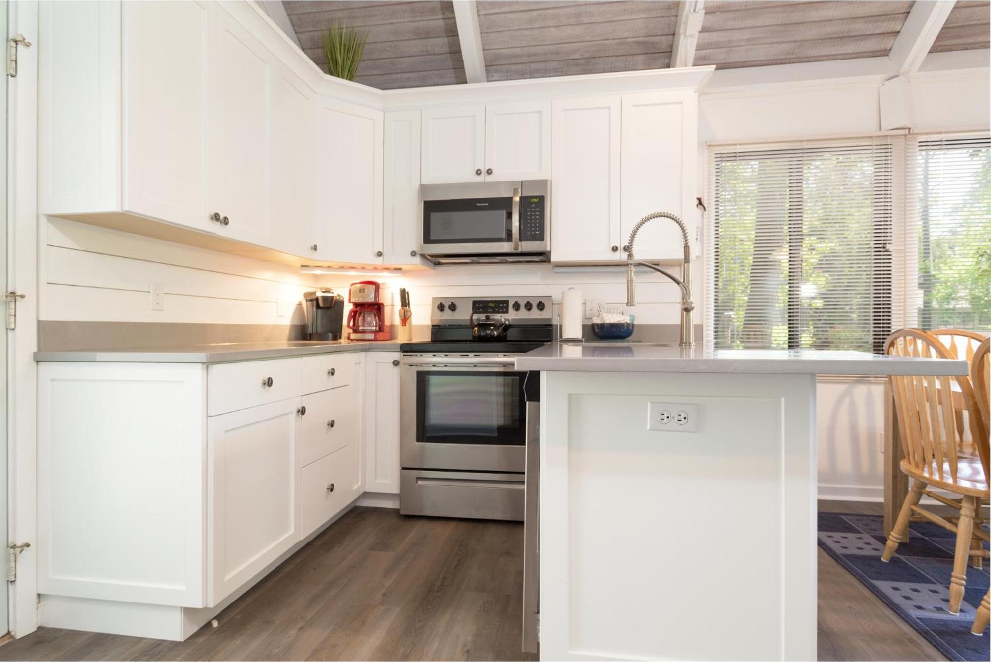 Pet Friendly, Nature Preserve, Loft, Nh52 Holiday home *