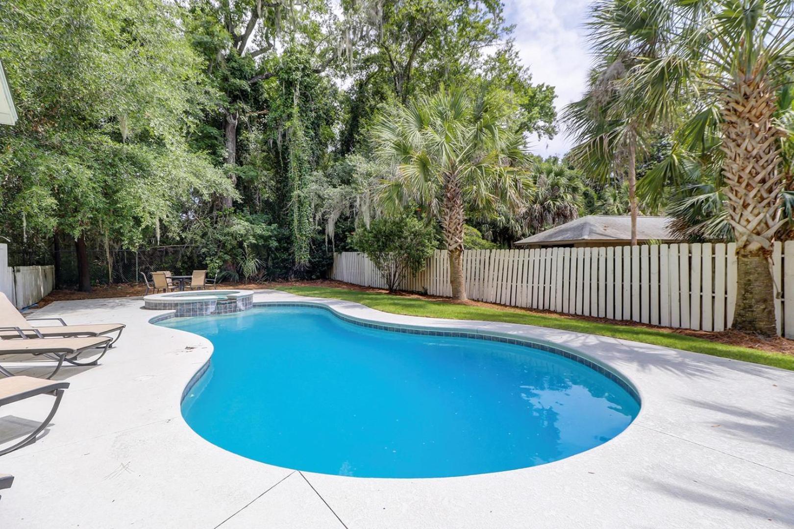 2 Sandpiper Street *
