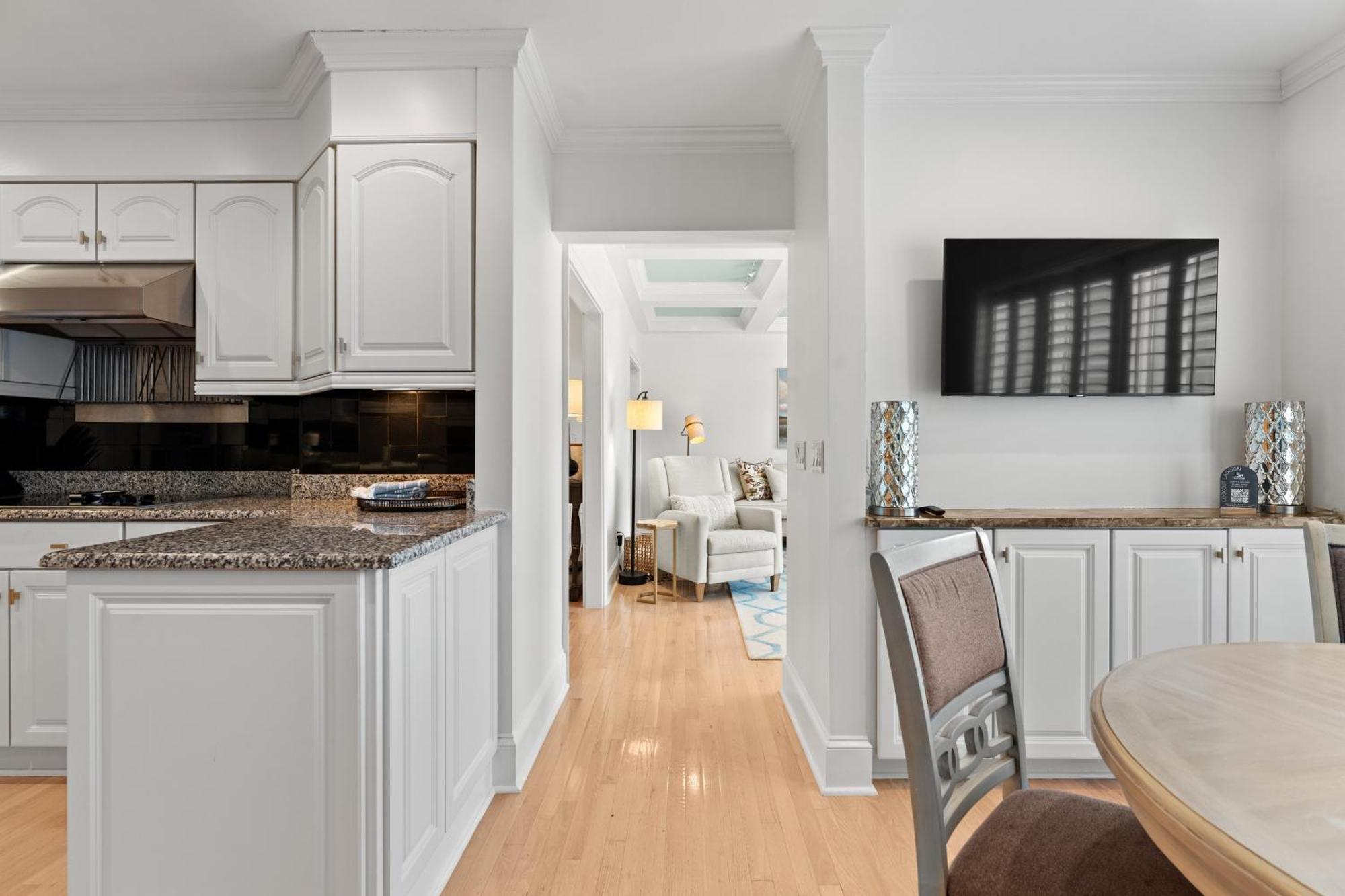 Serene, Pet Friendly Sea Pines Near With Pool Access *