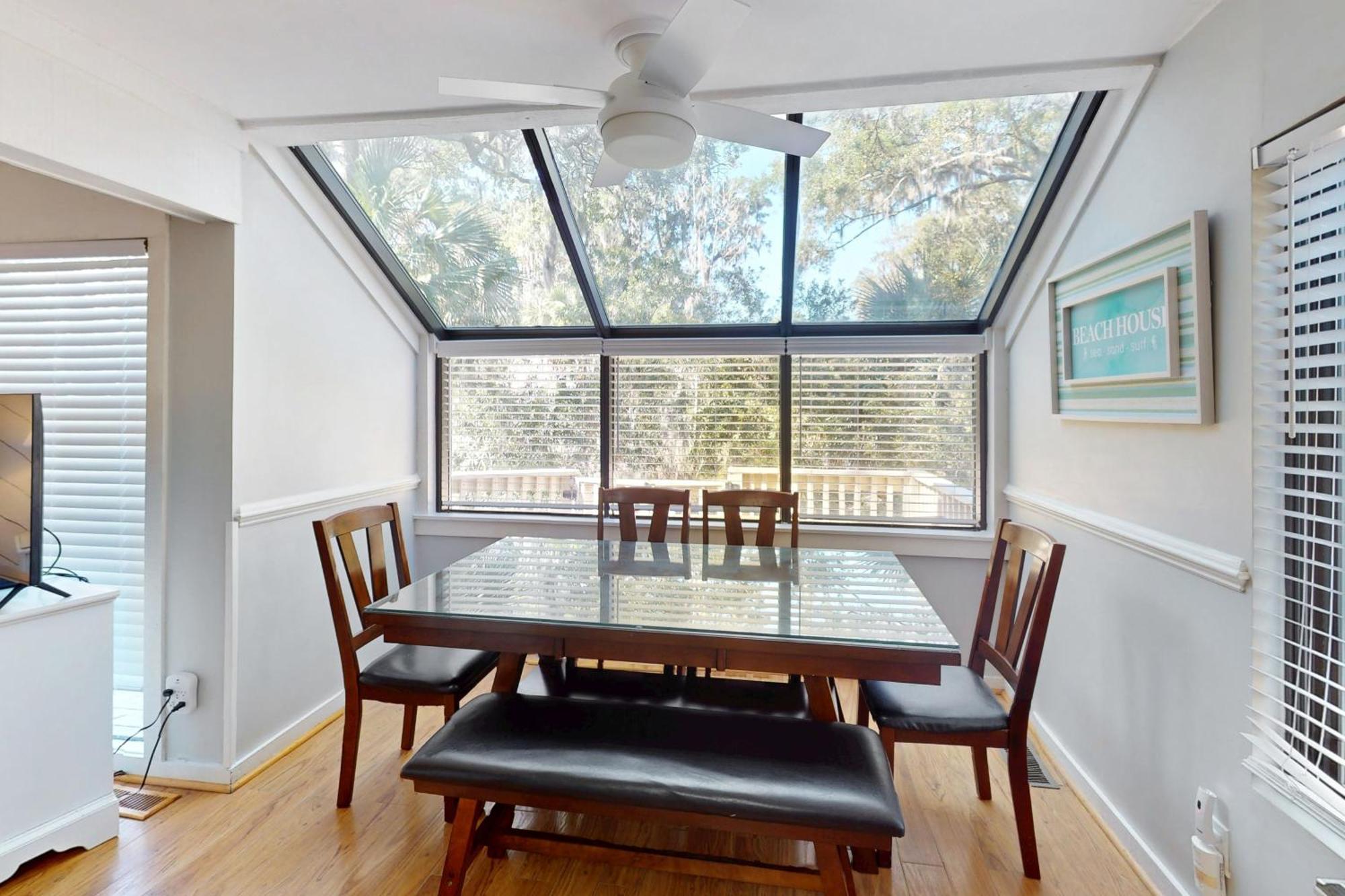 Apartment Beachwalk 111