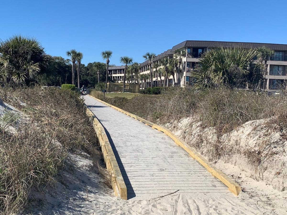 Shore Fun-beautiful, Many Upgrades With Bikes And Chairs Apartment