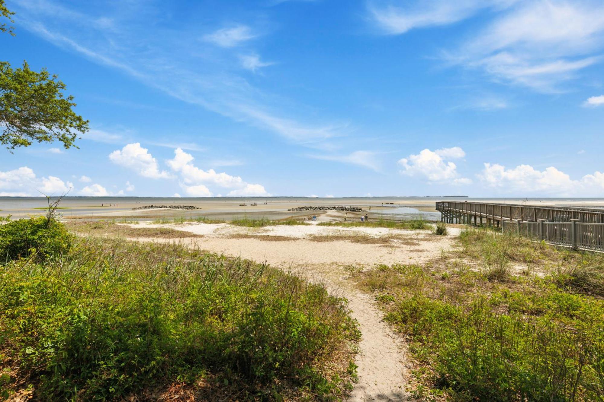 Peaceful Treetop - 2br/2ba Hilton Head Island