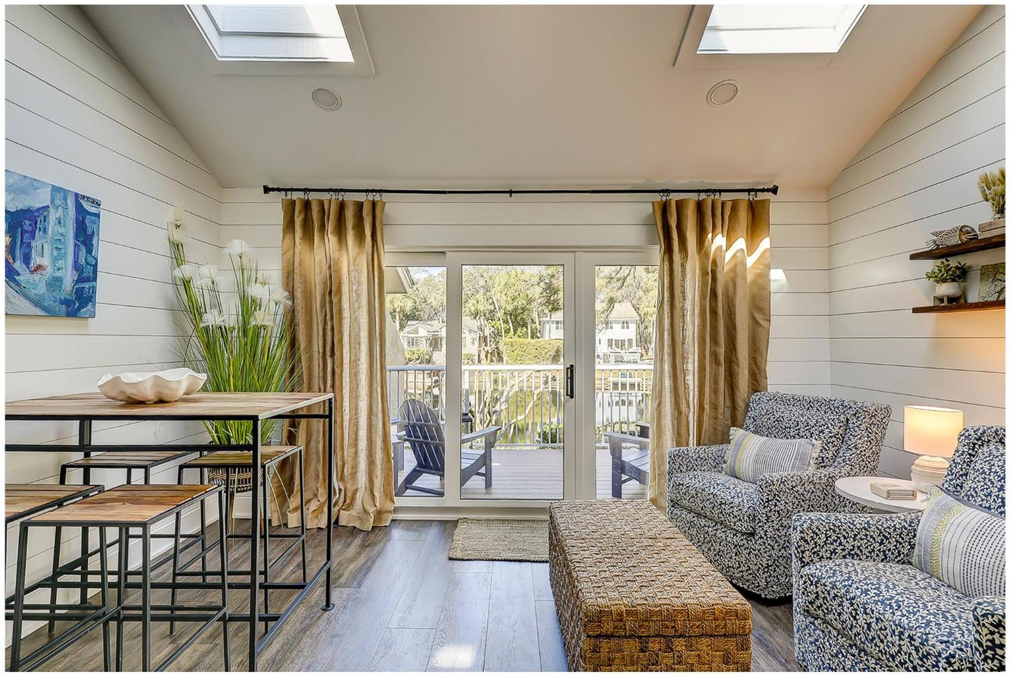 494 Captain's Cove *