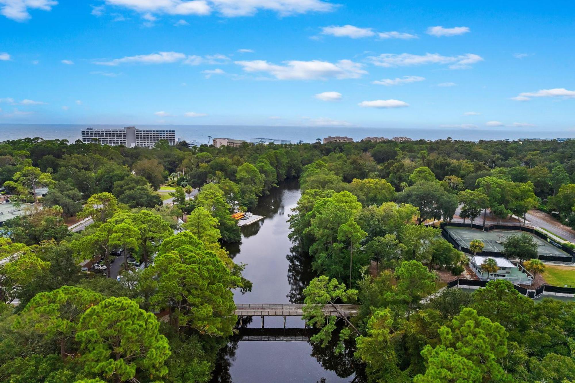 7627 Huntington * Hilton Head Island