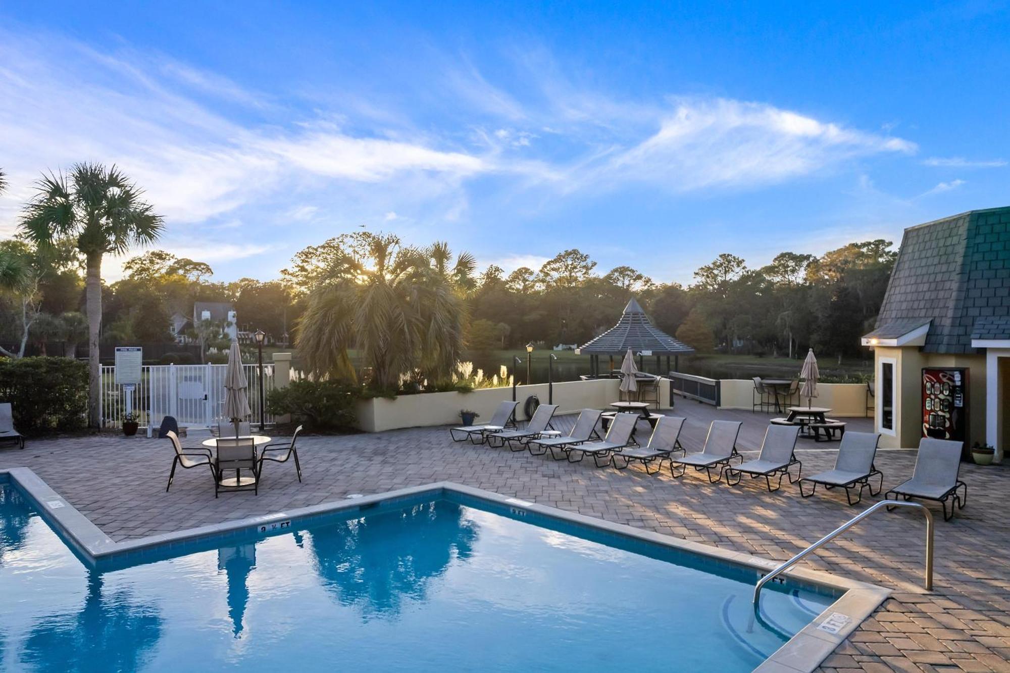 193 Evian * Hilton Head Island
