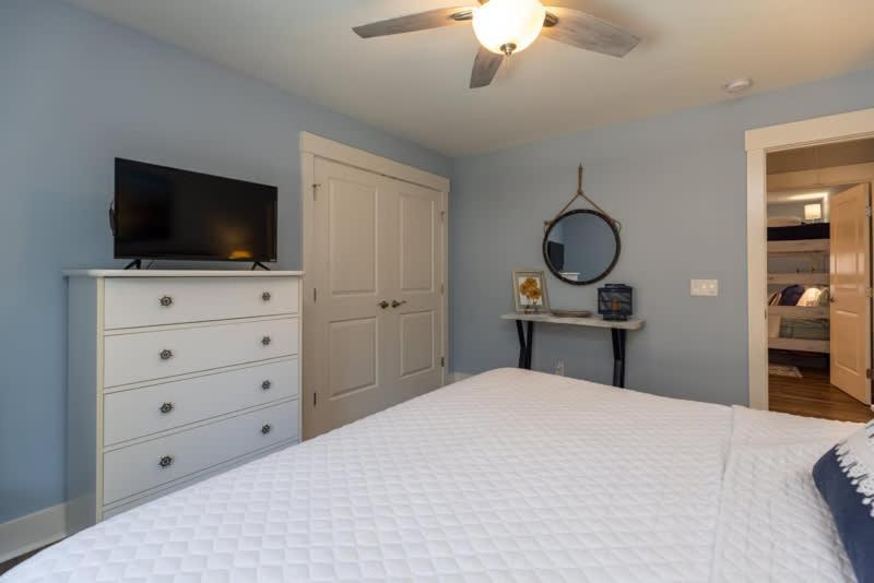 Steps To 3 Bed 2 Bath With Private Pool Holiday home *